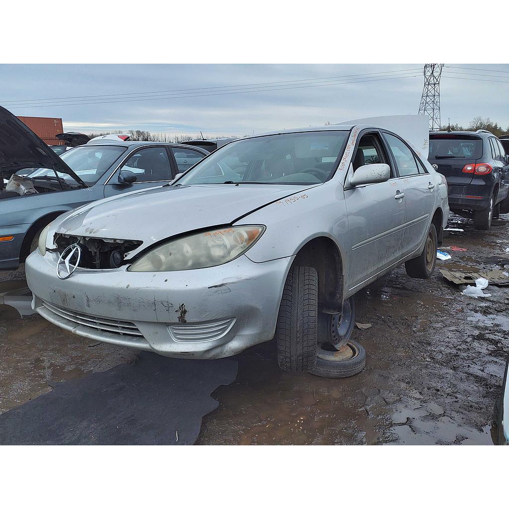 TOYOTA CAMRY 2005