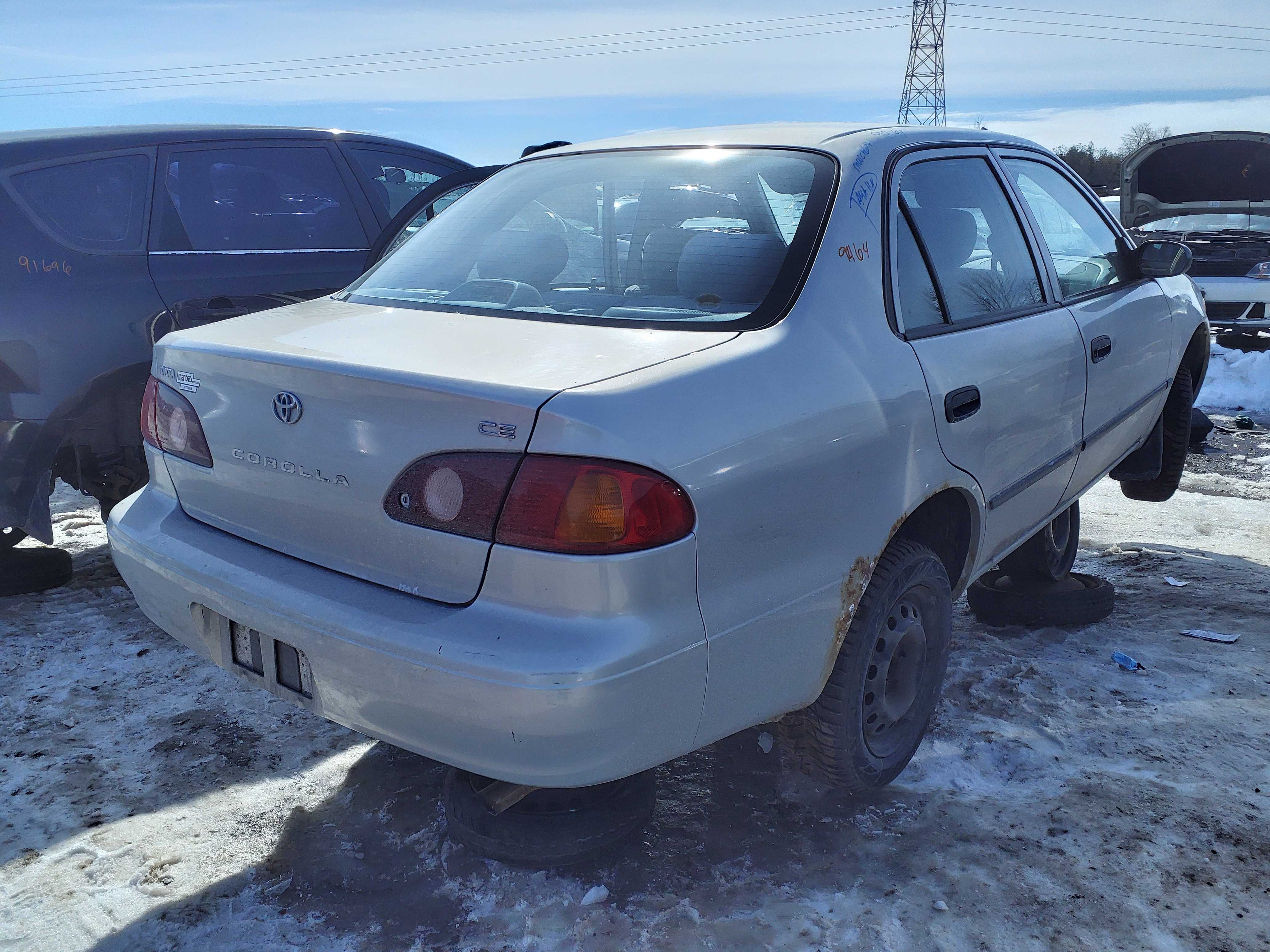 TOYOTA COROLLA 2001