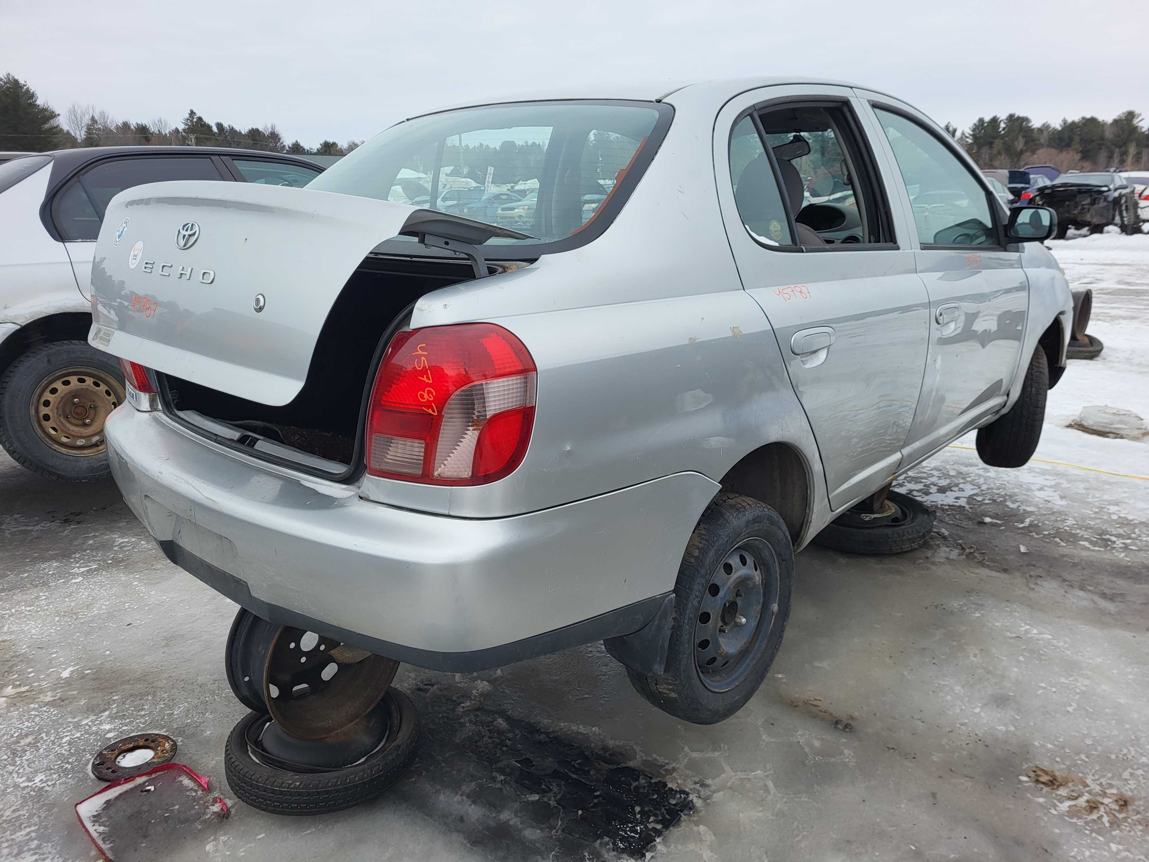 TOYOTA ECHO 2002