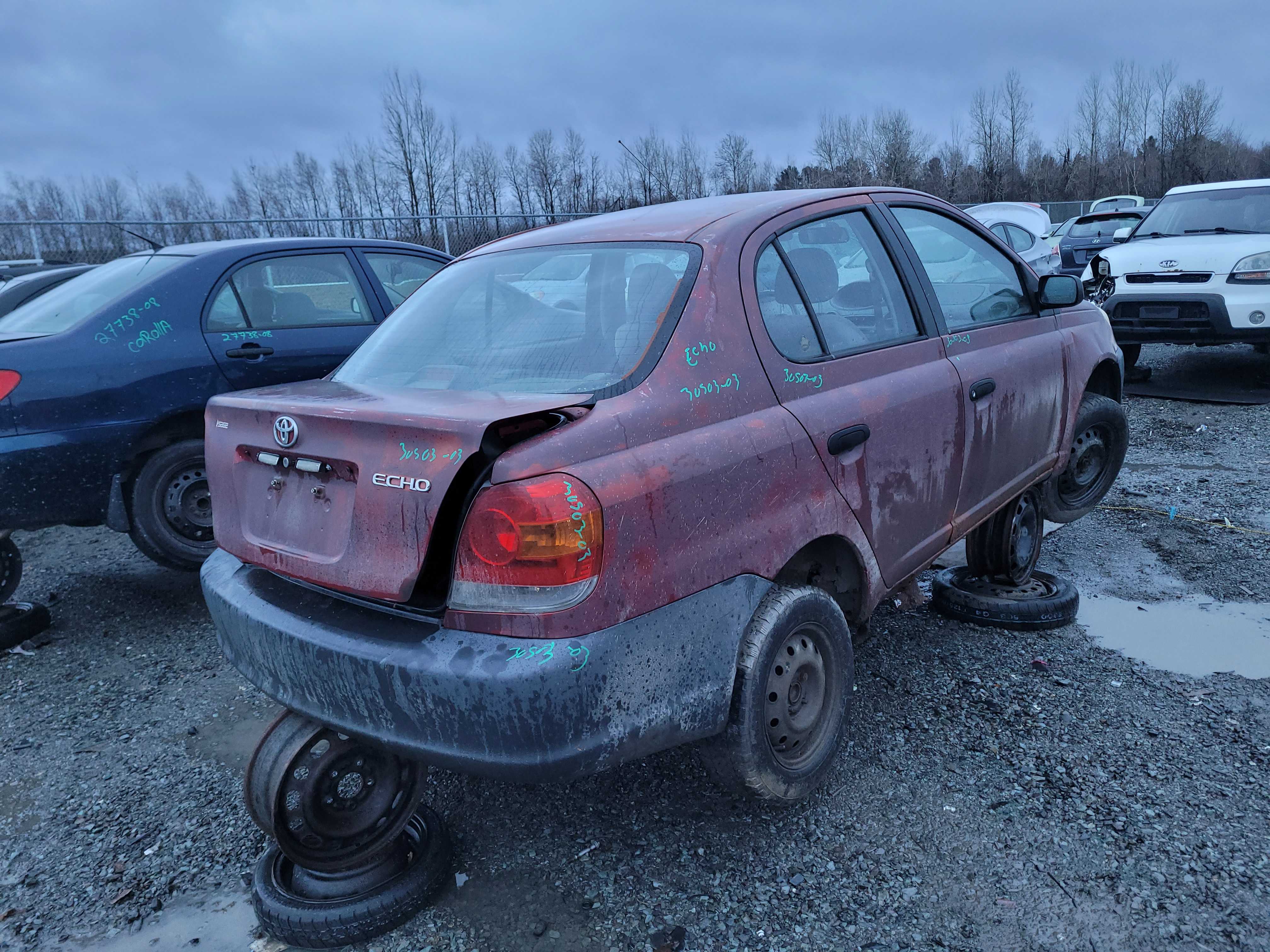 TOYOTA ECHO 2003