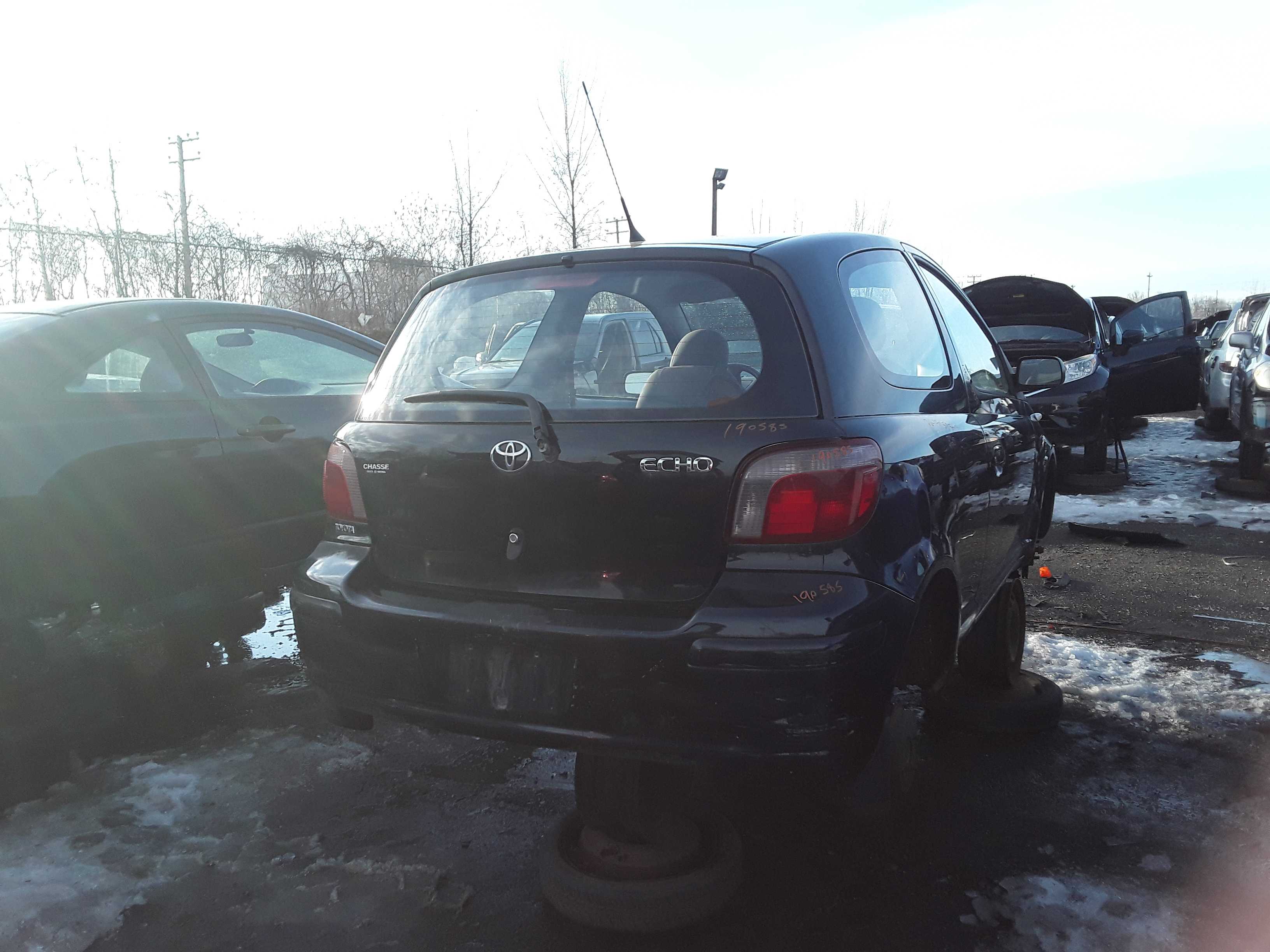 TOYOTA ECHO 2004