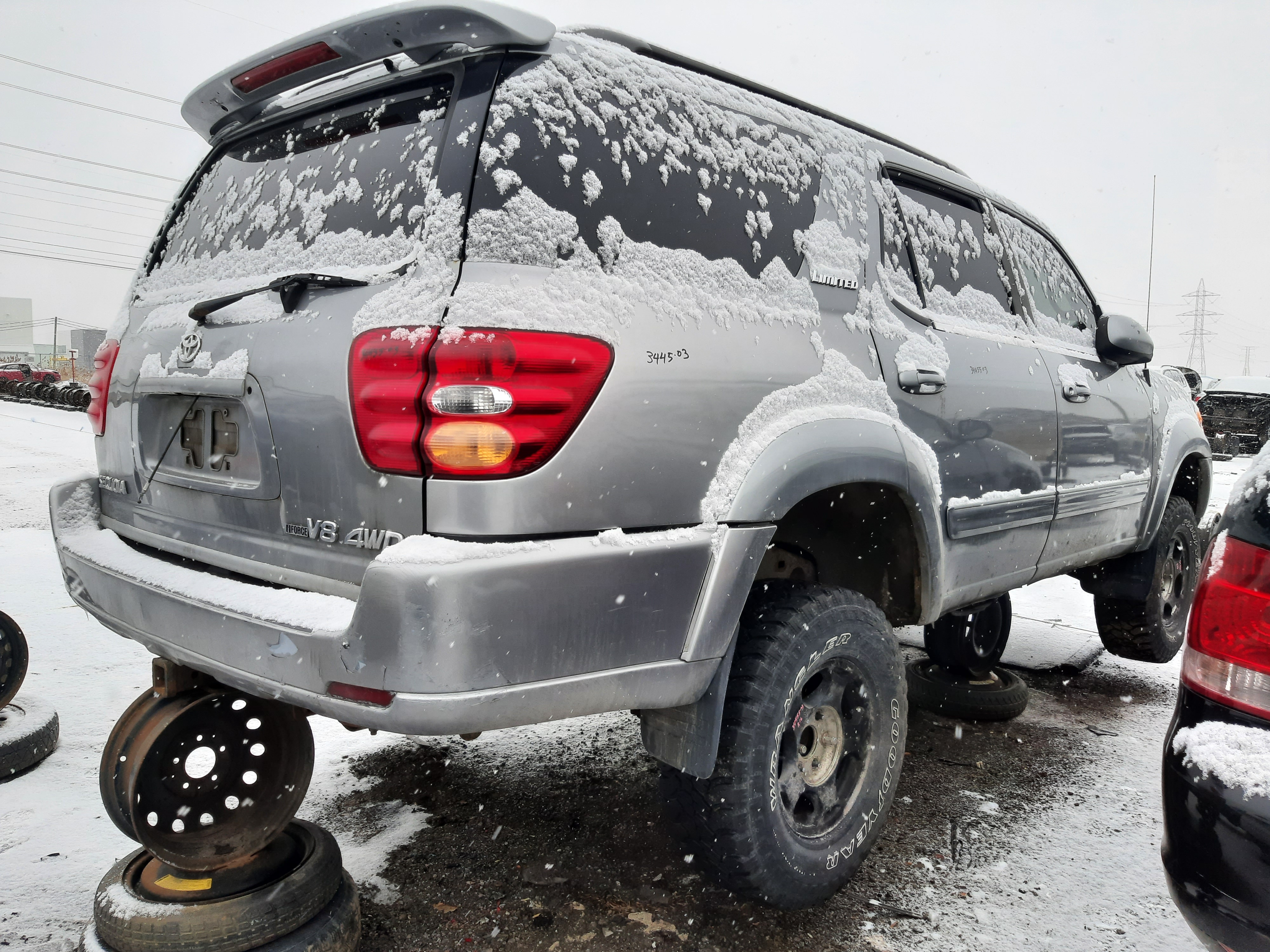 TOYOTA SEQUOIA 2003