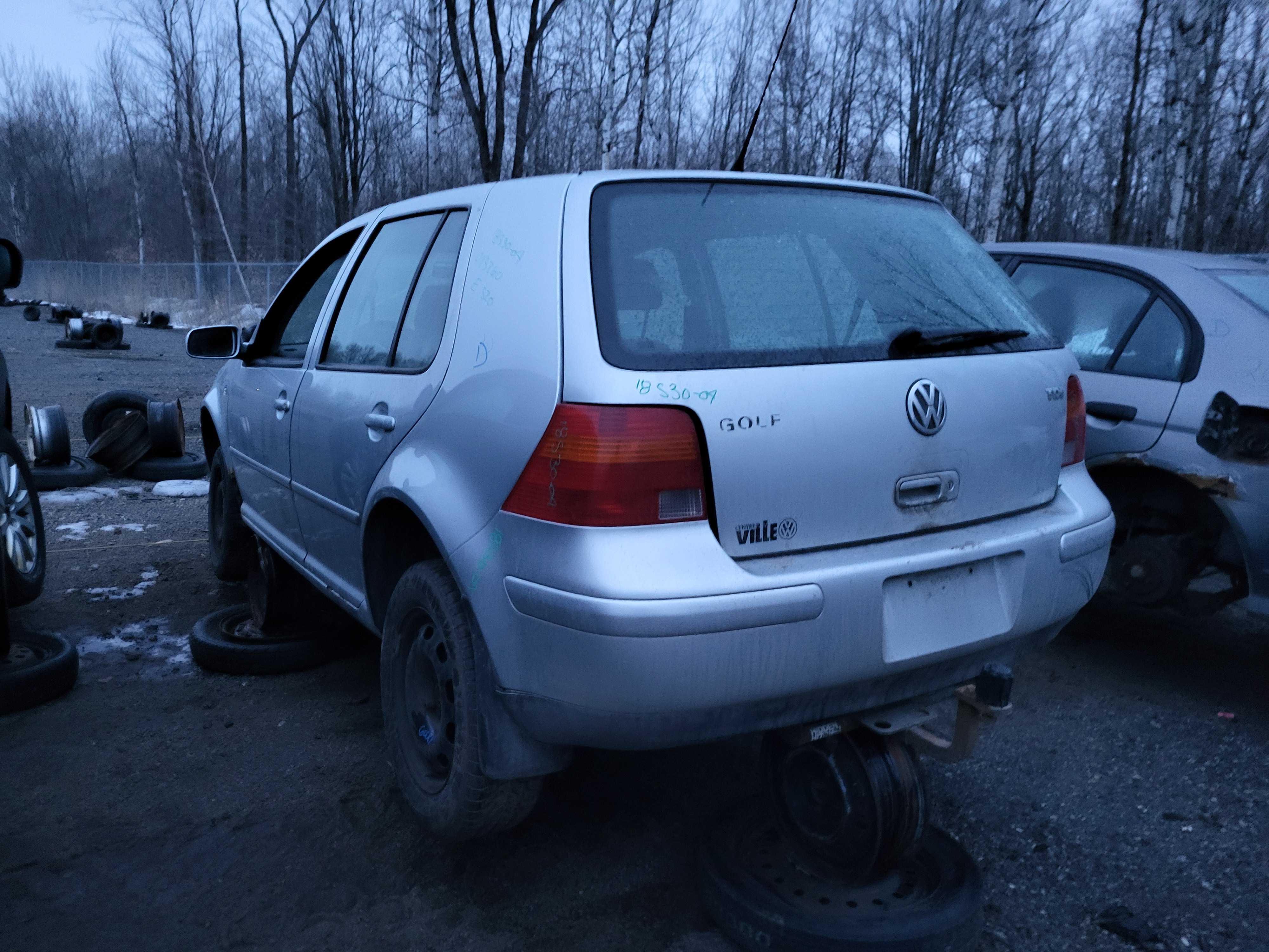 VOLKSWAGEN GOLF 2004