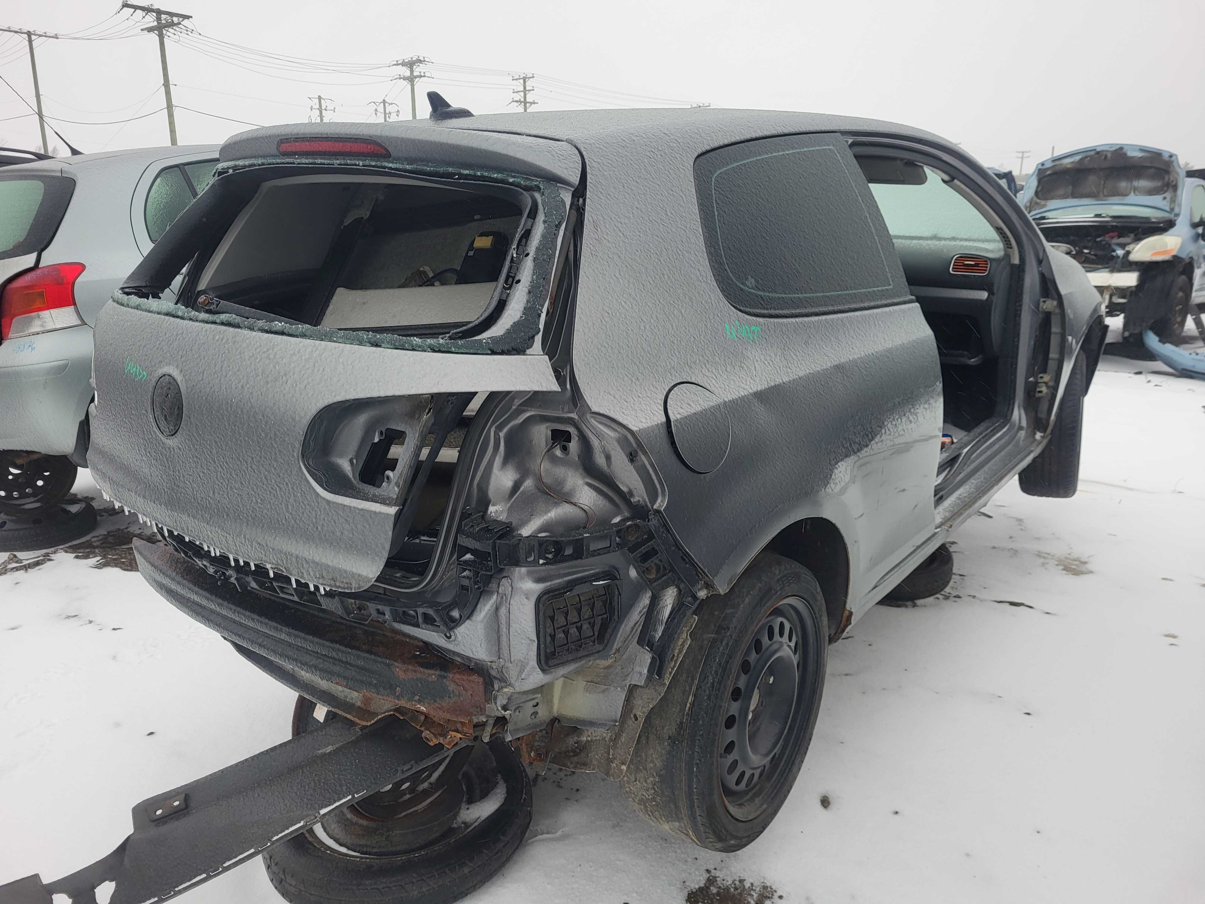 VOLKSWAGEN GOLF 2010