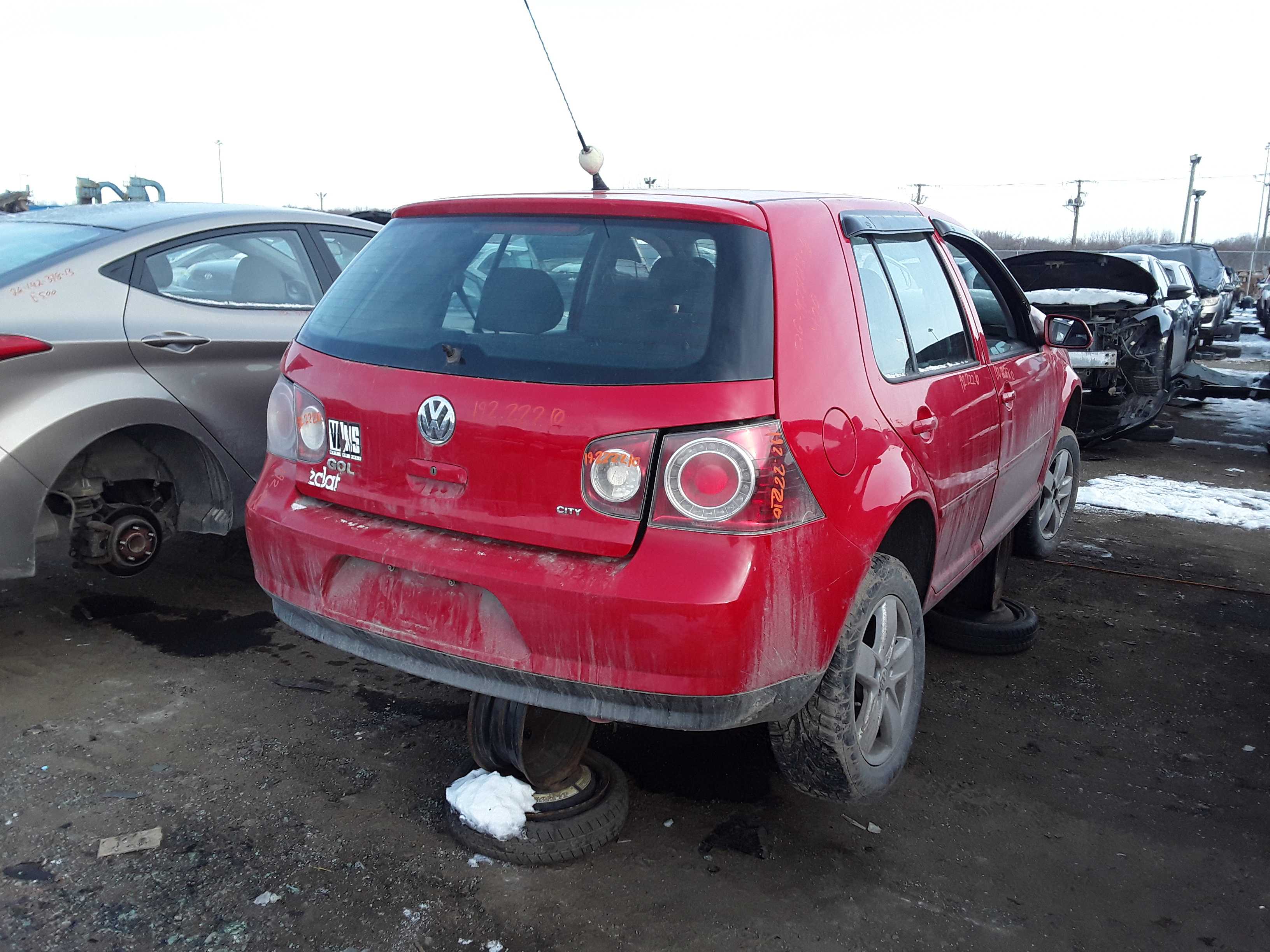 VOLKSWAGEN GOLF 2010