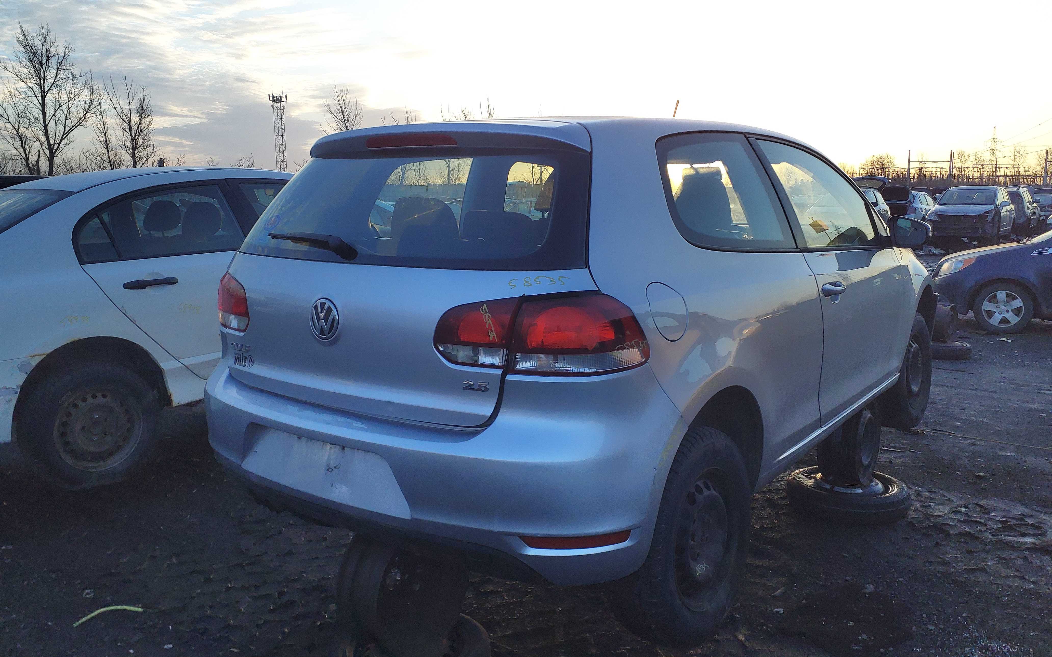 VOLKSWAGEN GOLF 2011