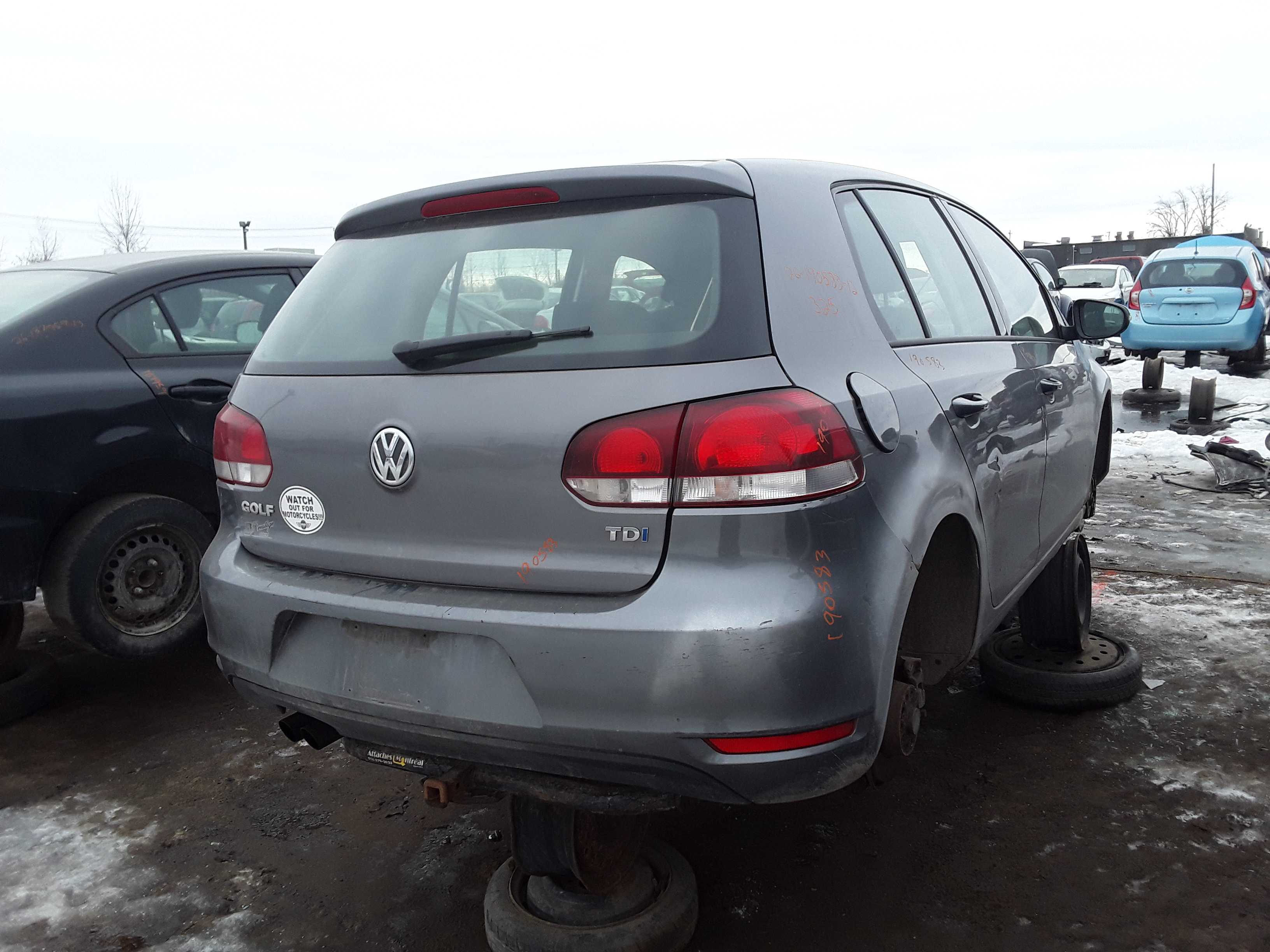 VOLKSWAGEN GOLF 2012