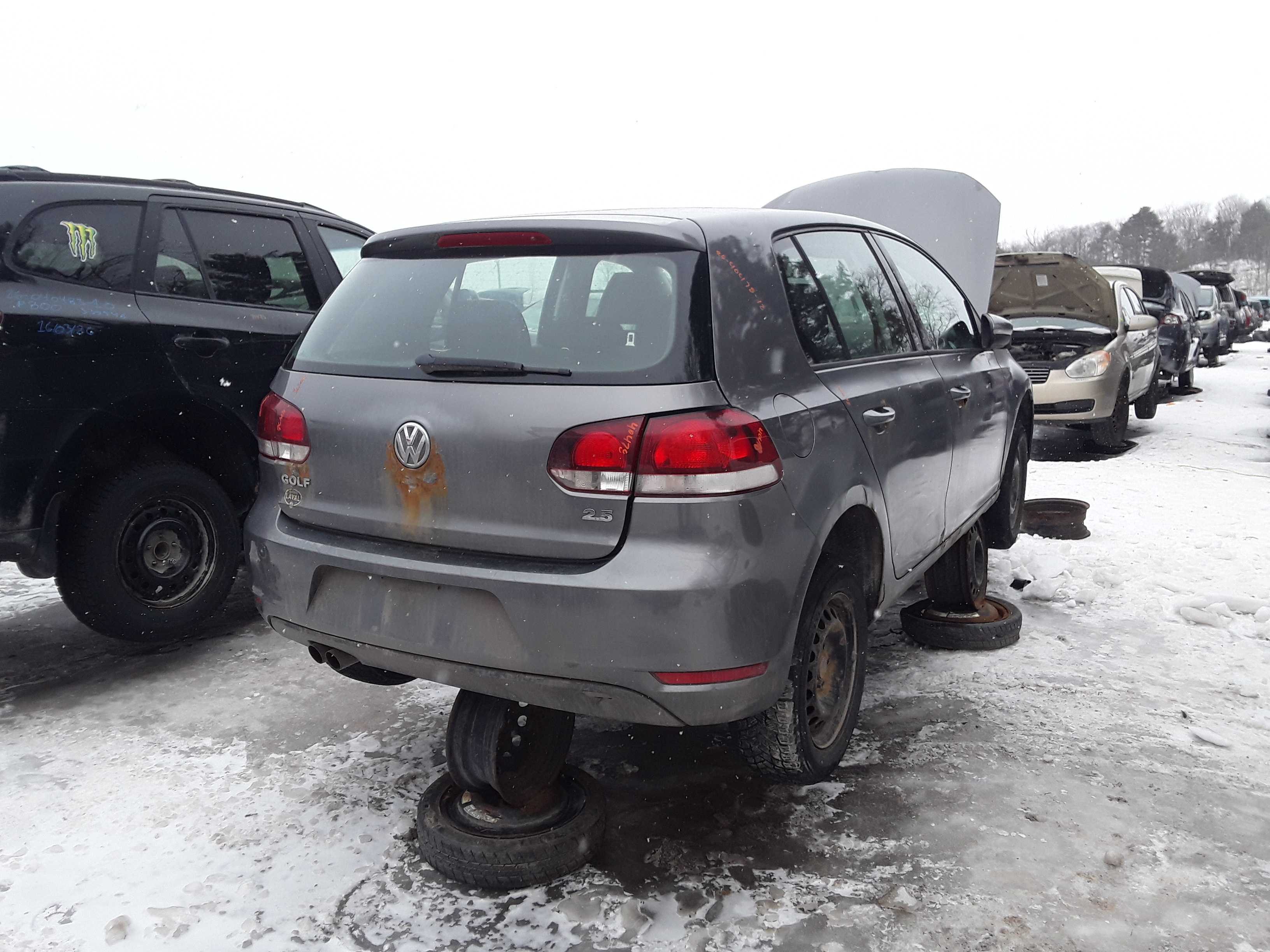 VOLKSWAGEN GOLF 2012