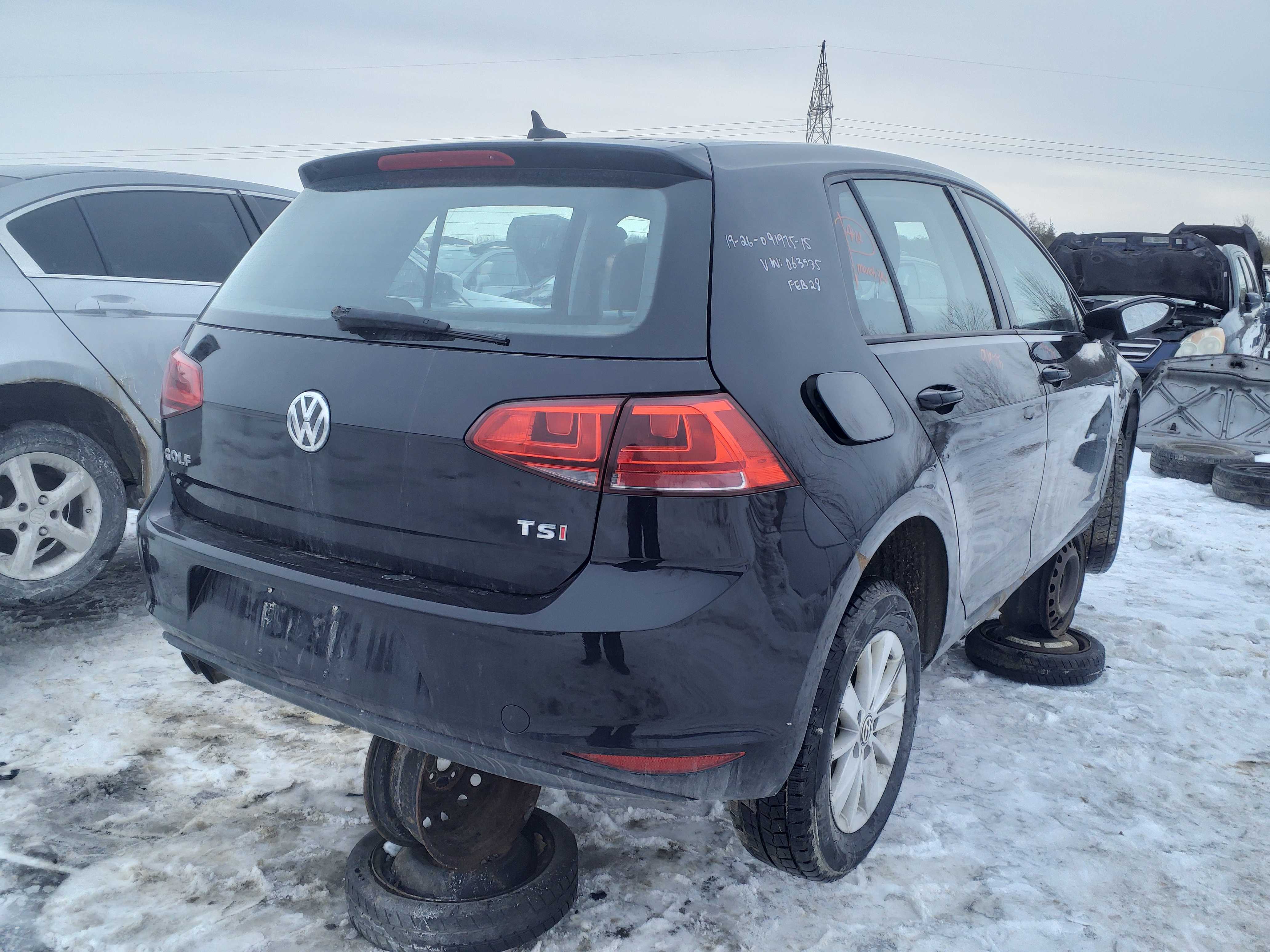 VOLKSWAGEN GOLF 2015