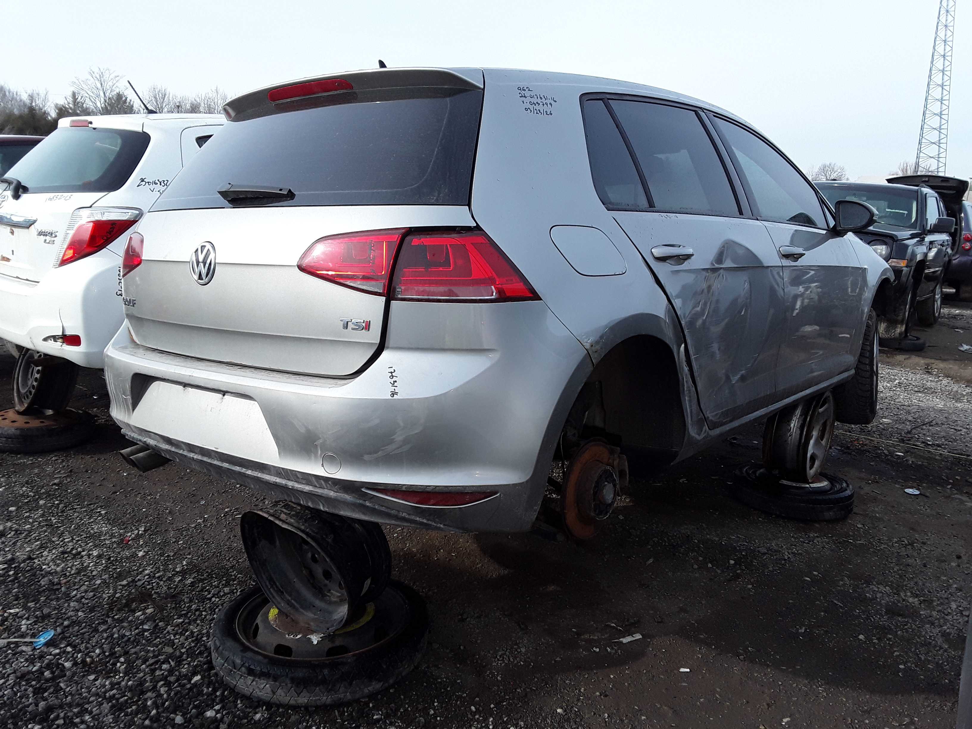 VOLKSWAGEN GOLF 2016