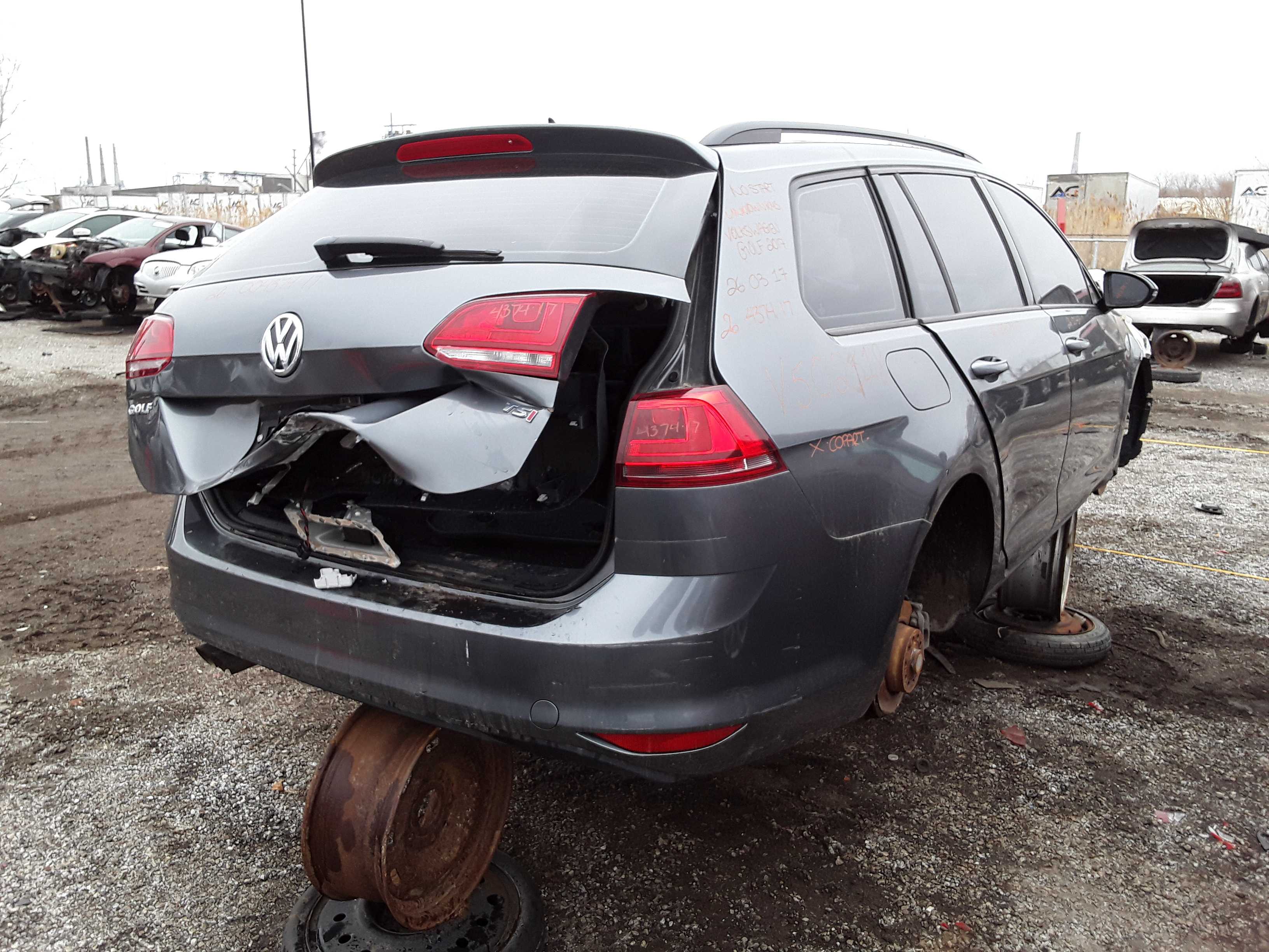 VOLKSWAGEN GOLF 2017