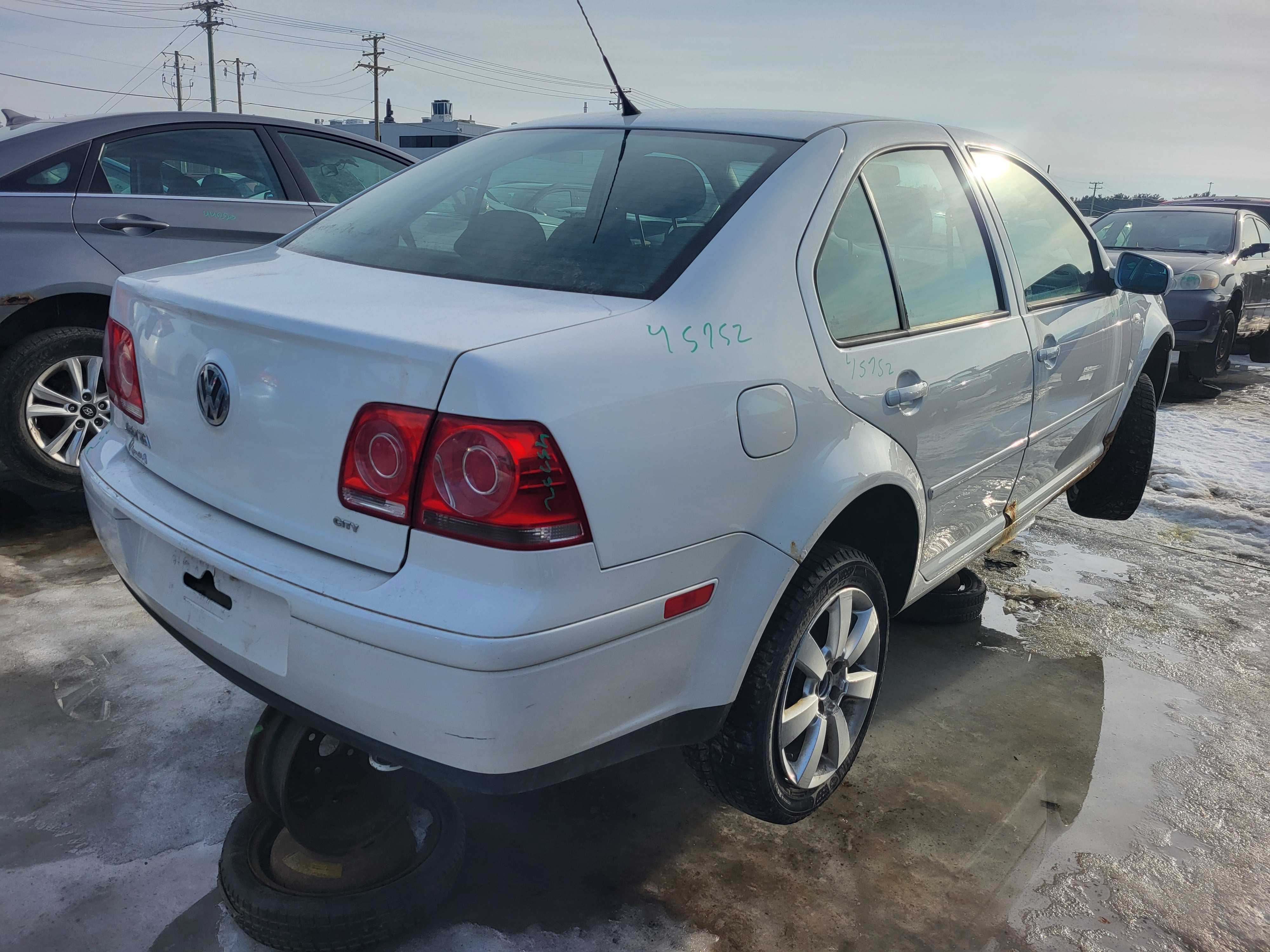 VOLKSWAGEN JETTA 2009