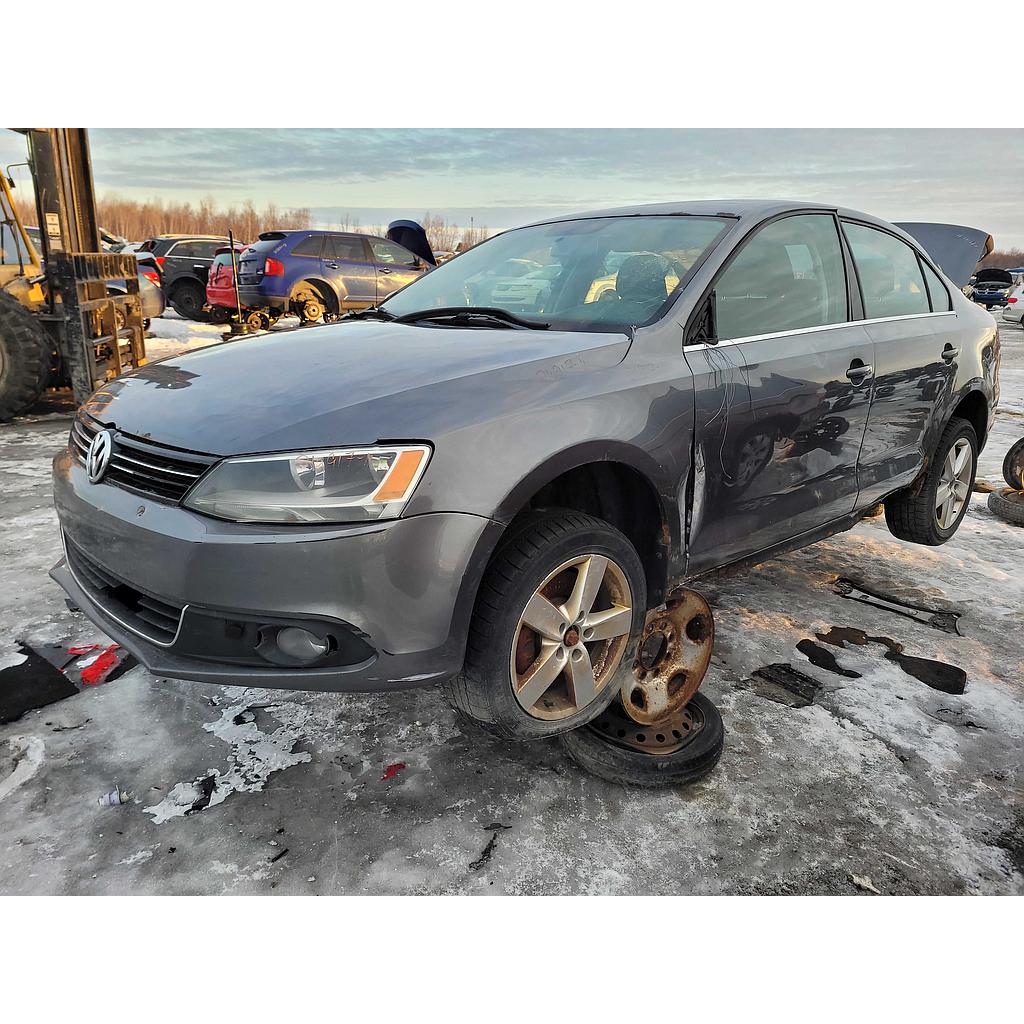 VOLKSWAGEN JETTA 2011
