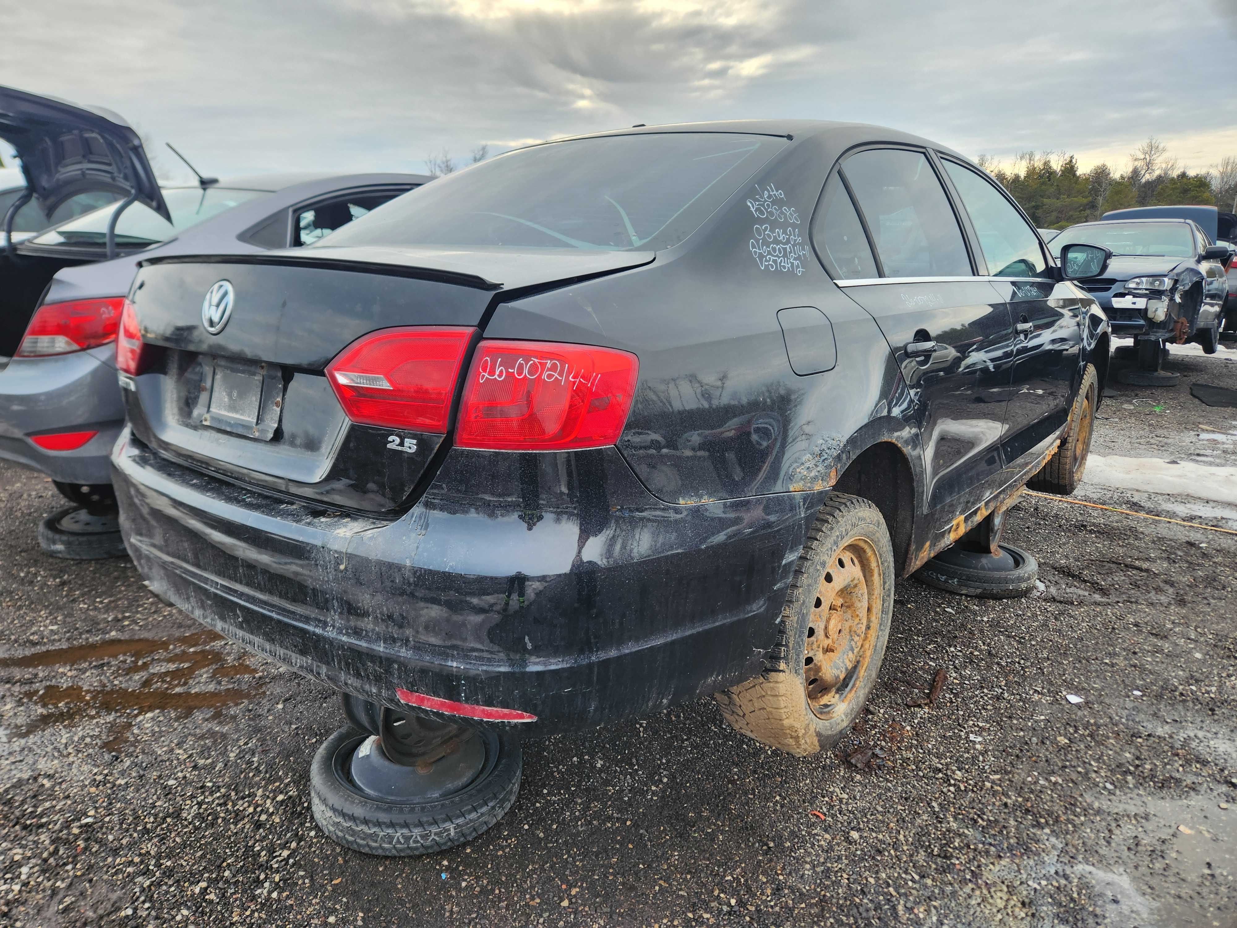 VOLKSWAGEN JETTA 2011