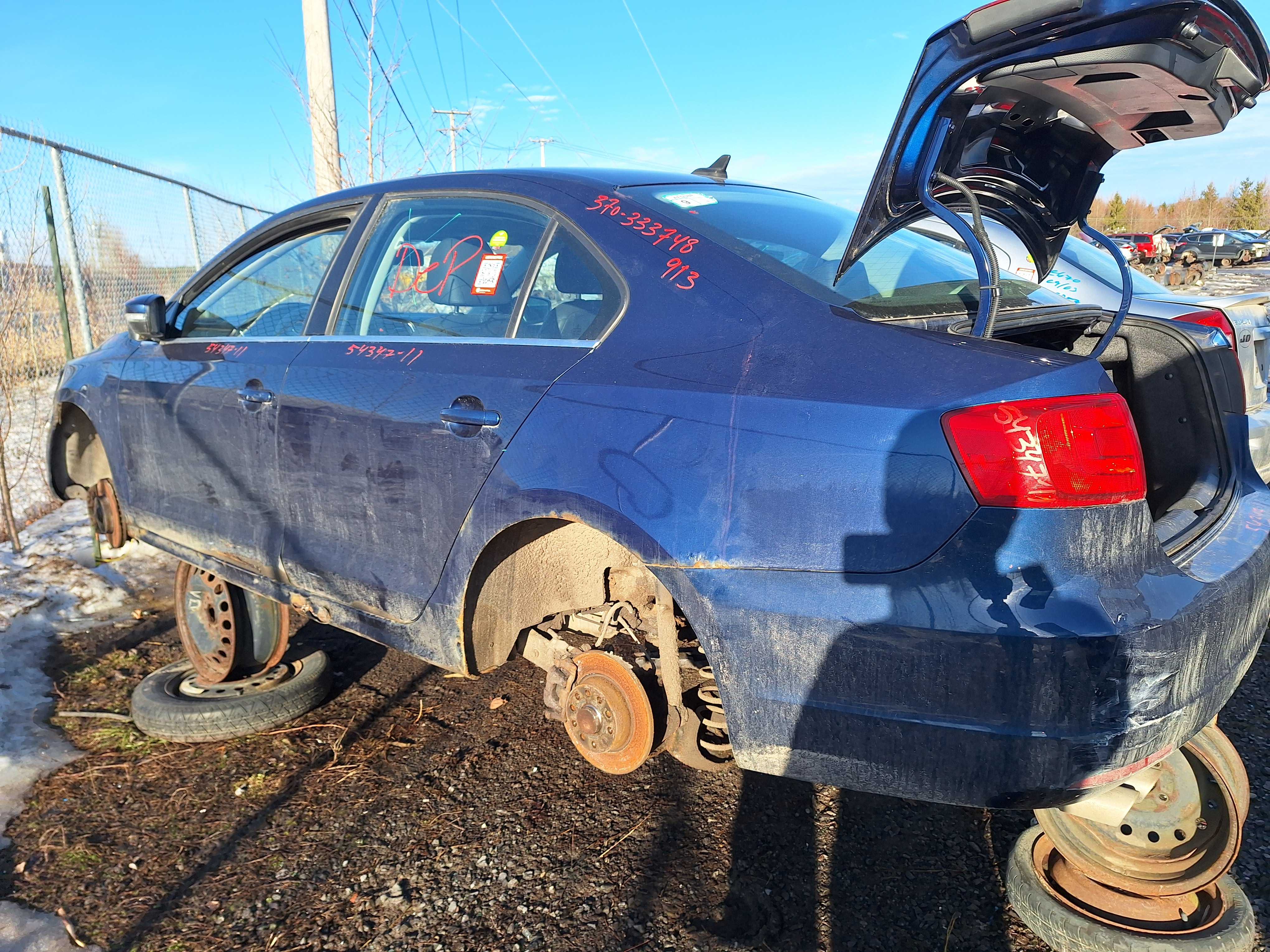 VOLKSWAGEN JETTA 2011