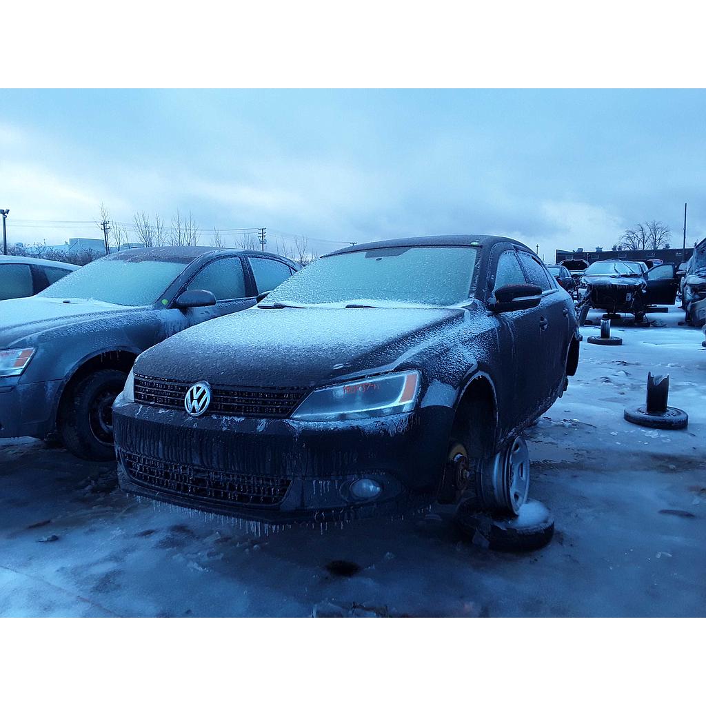 VOLKSWAGEN JETTA 2011