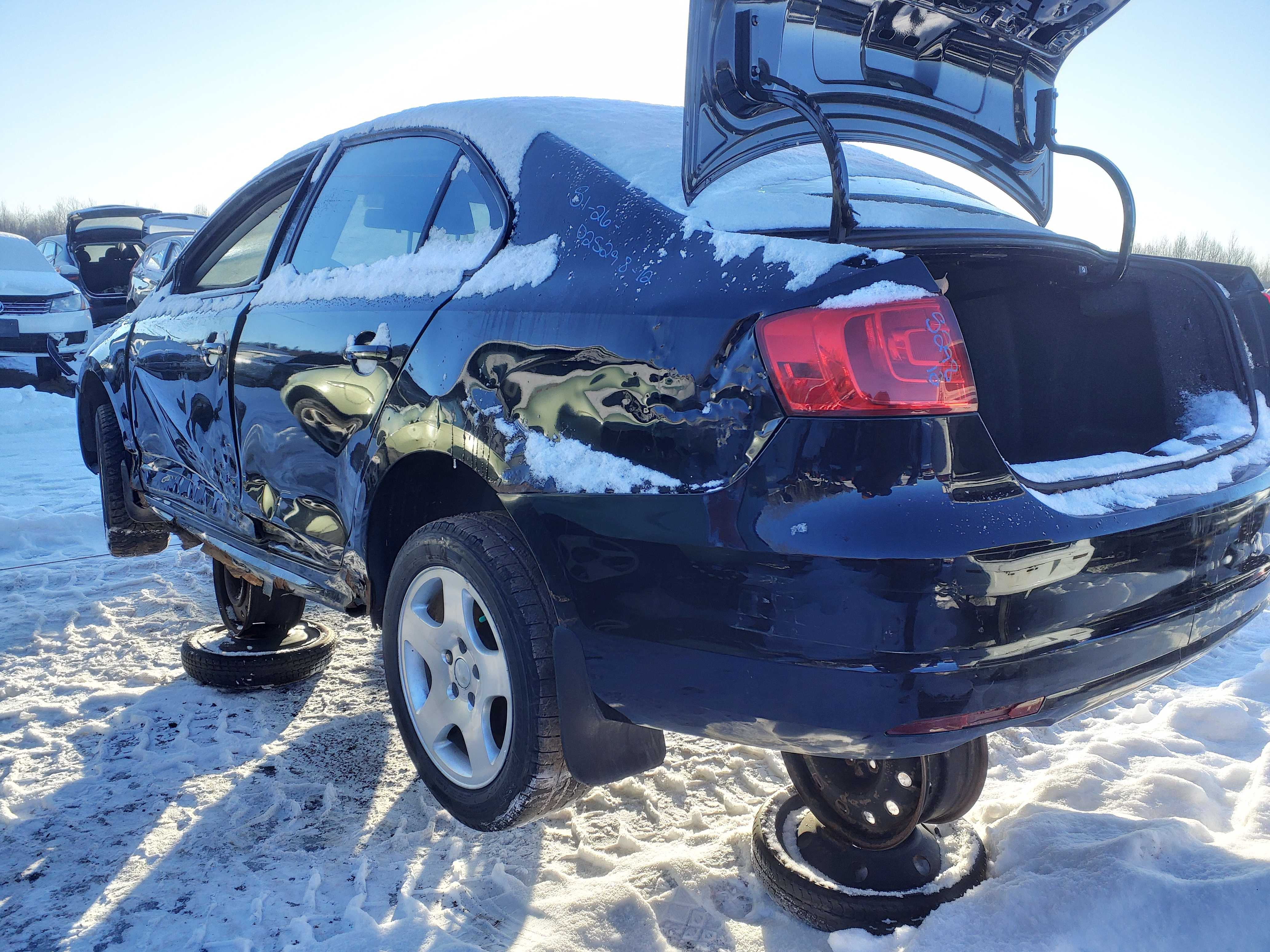 VOLKSWAGEN JETTA 2012