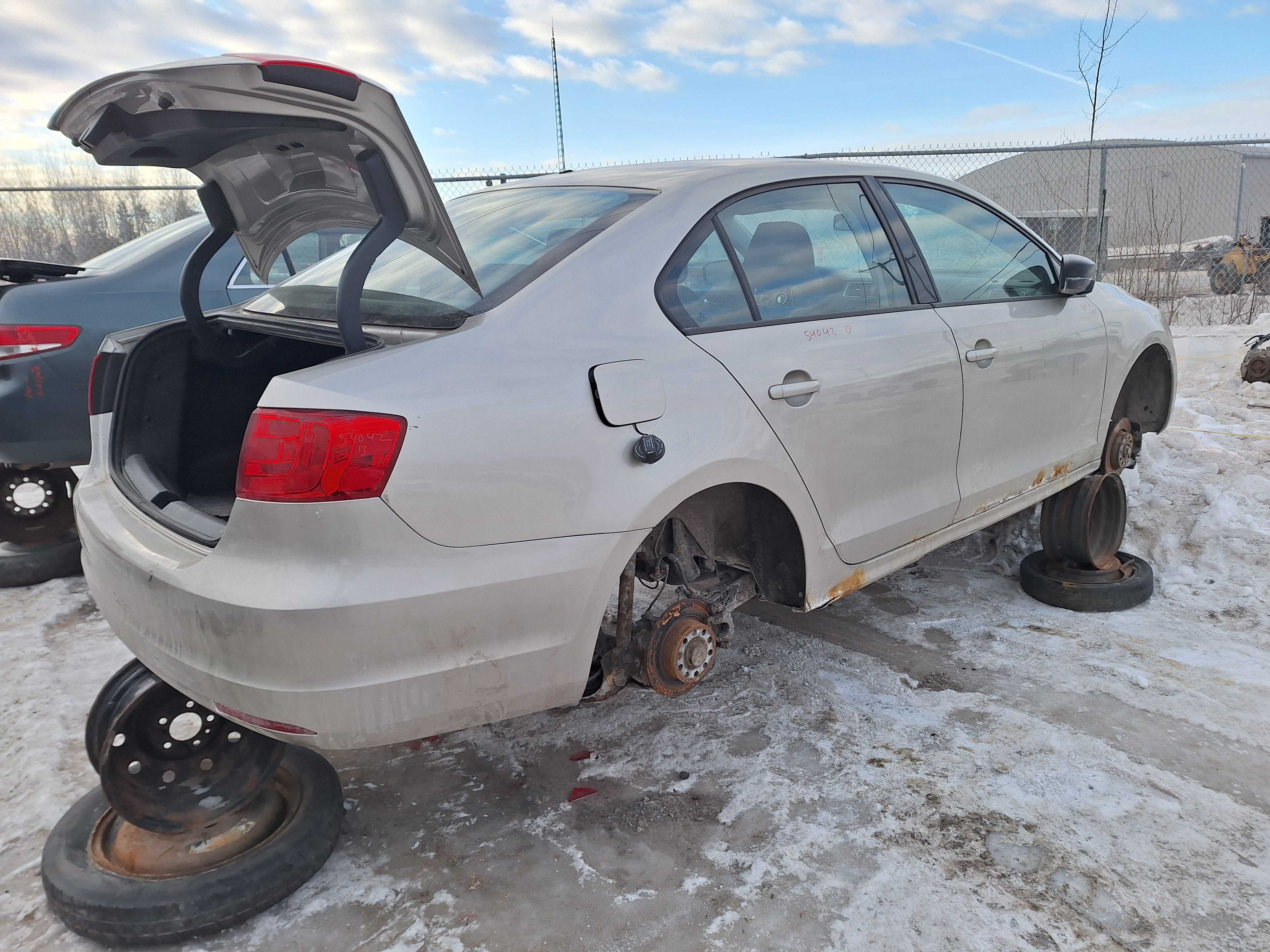 VOLKSWAGEN JETTA 2013