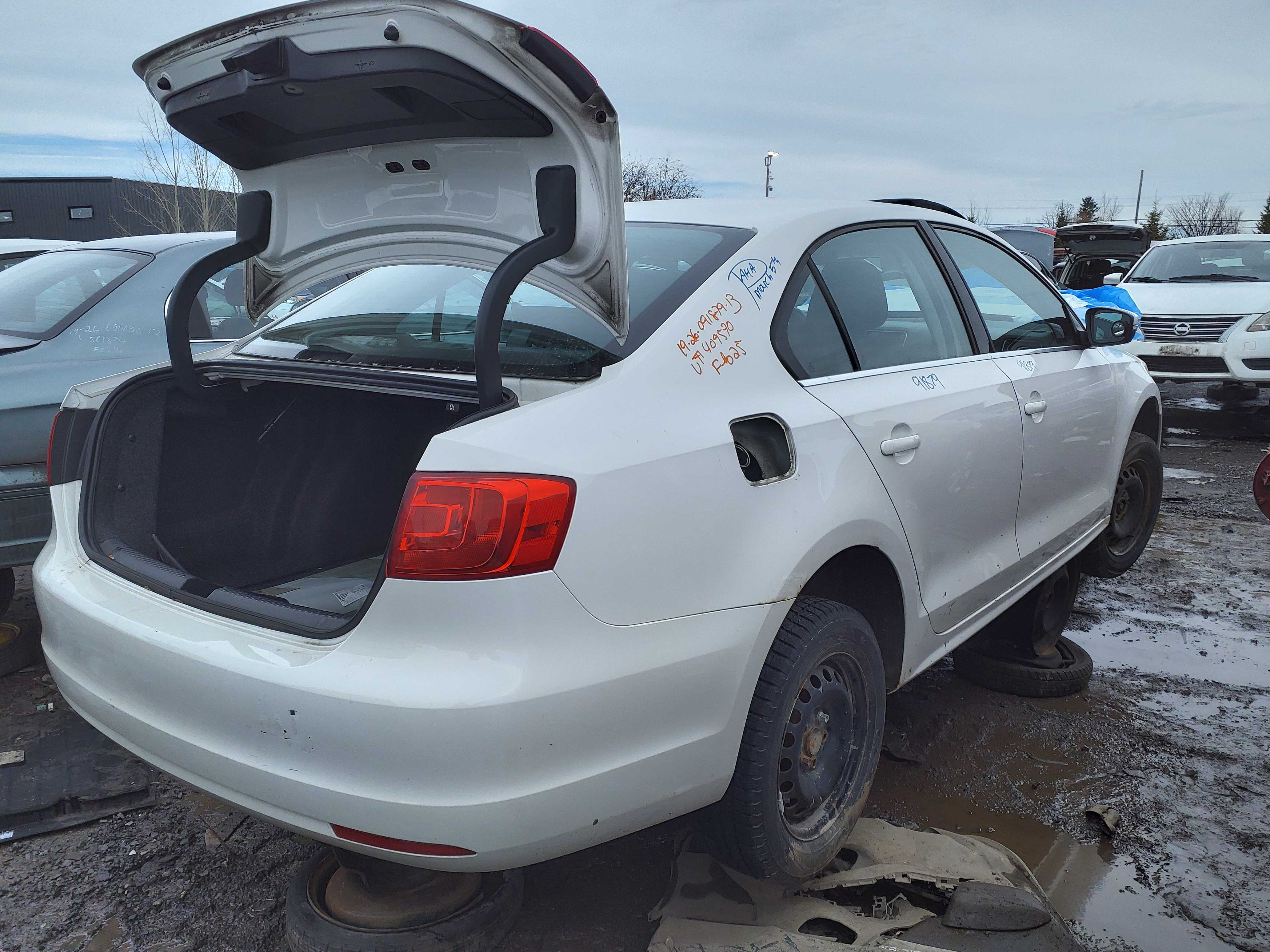 VOLKSWAGEN JETTA 2013