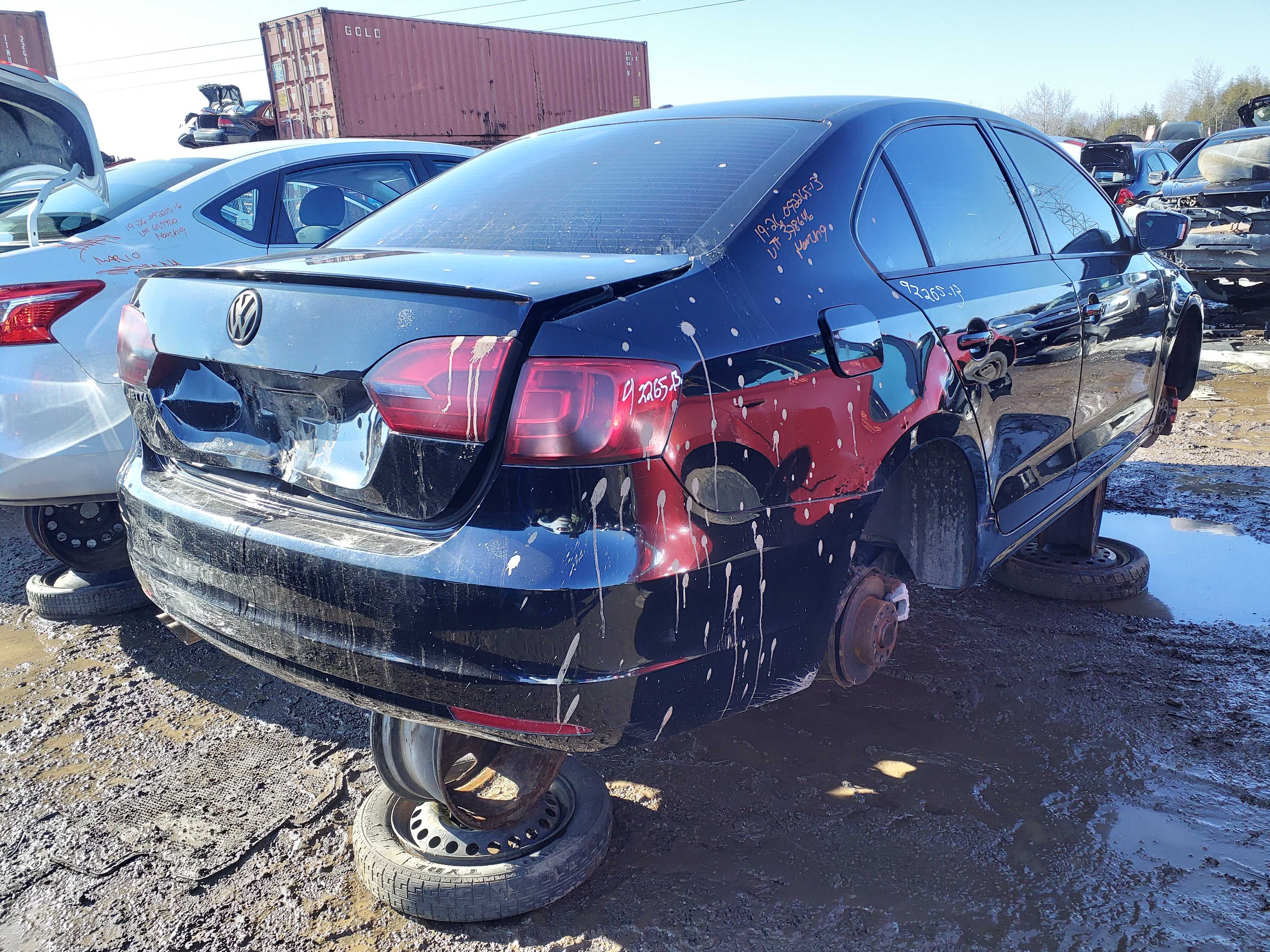 VOLKSWAGEN JETTA 2013