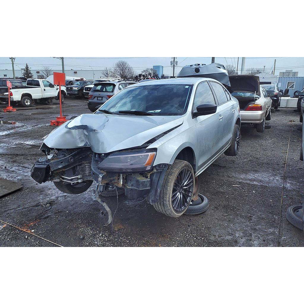 VOLKSWAGEN JETTA 2013