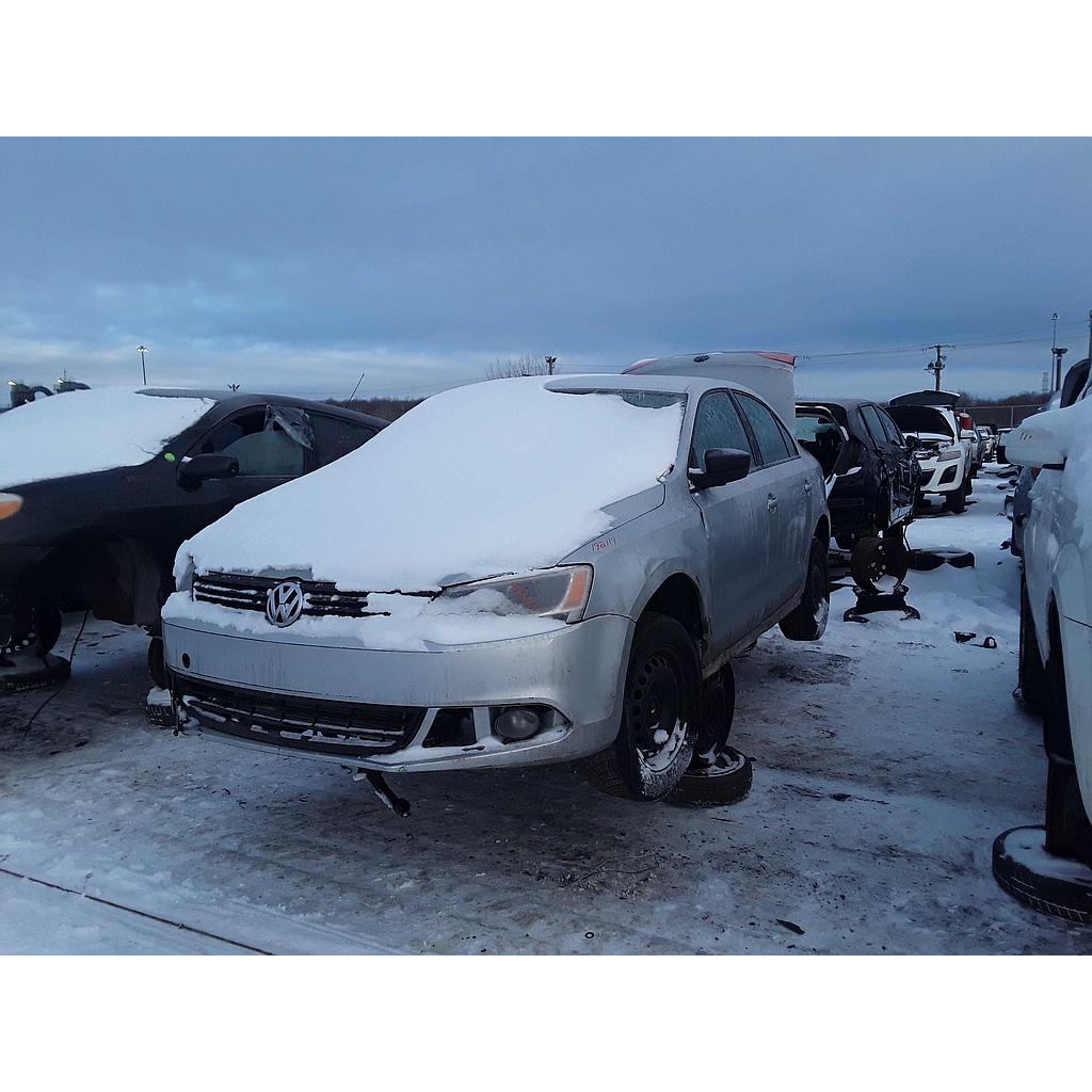 VOLKSWAGEN JETTA 2013