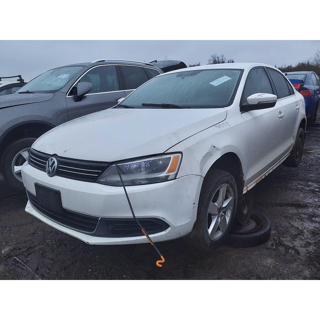 VOLKSWAGEN JETTA 2013