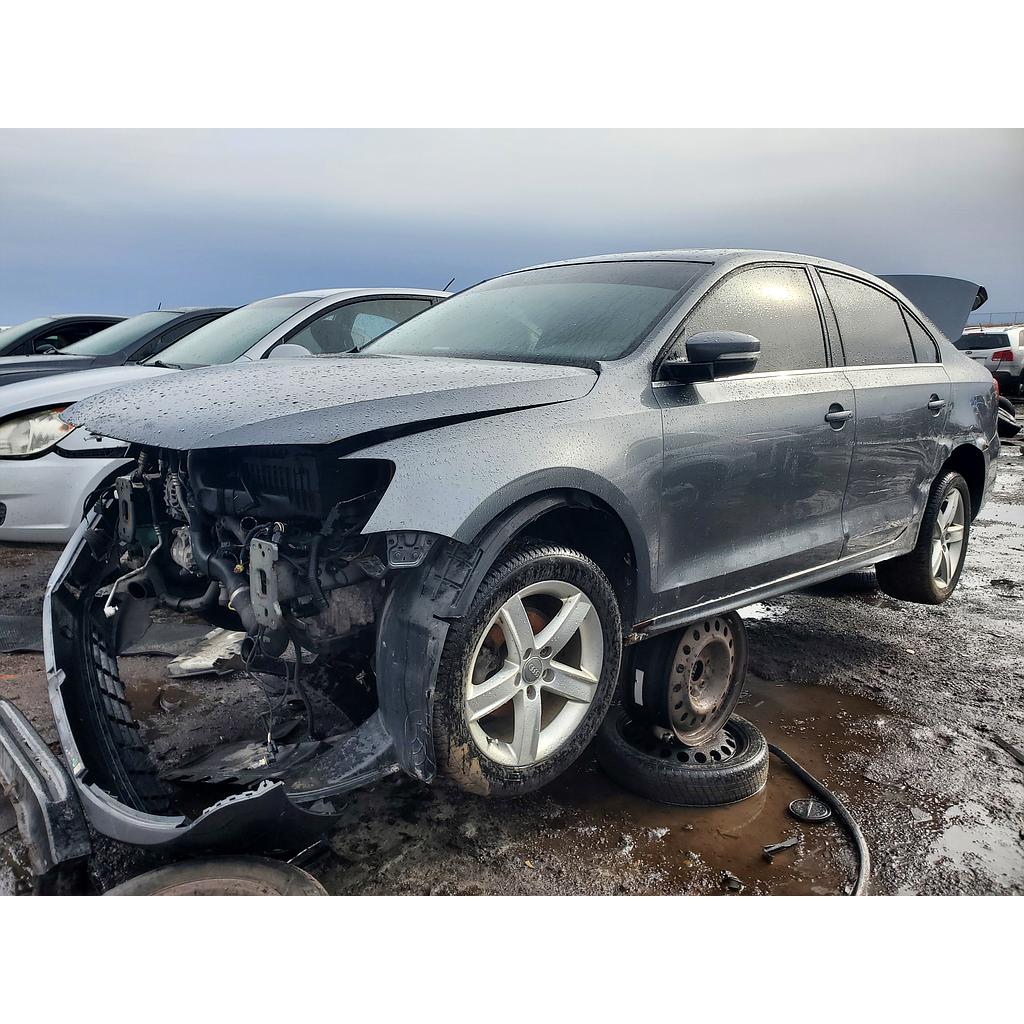 VOLKSWAGEN JETTA 2014