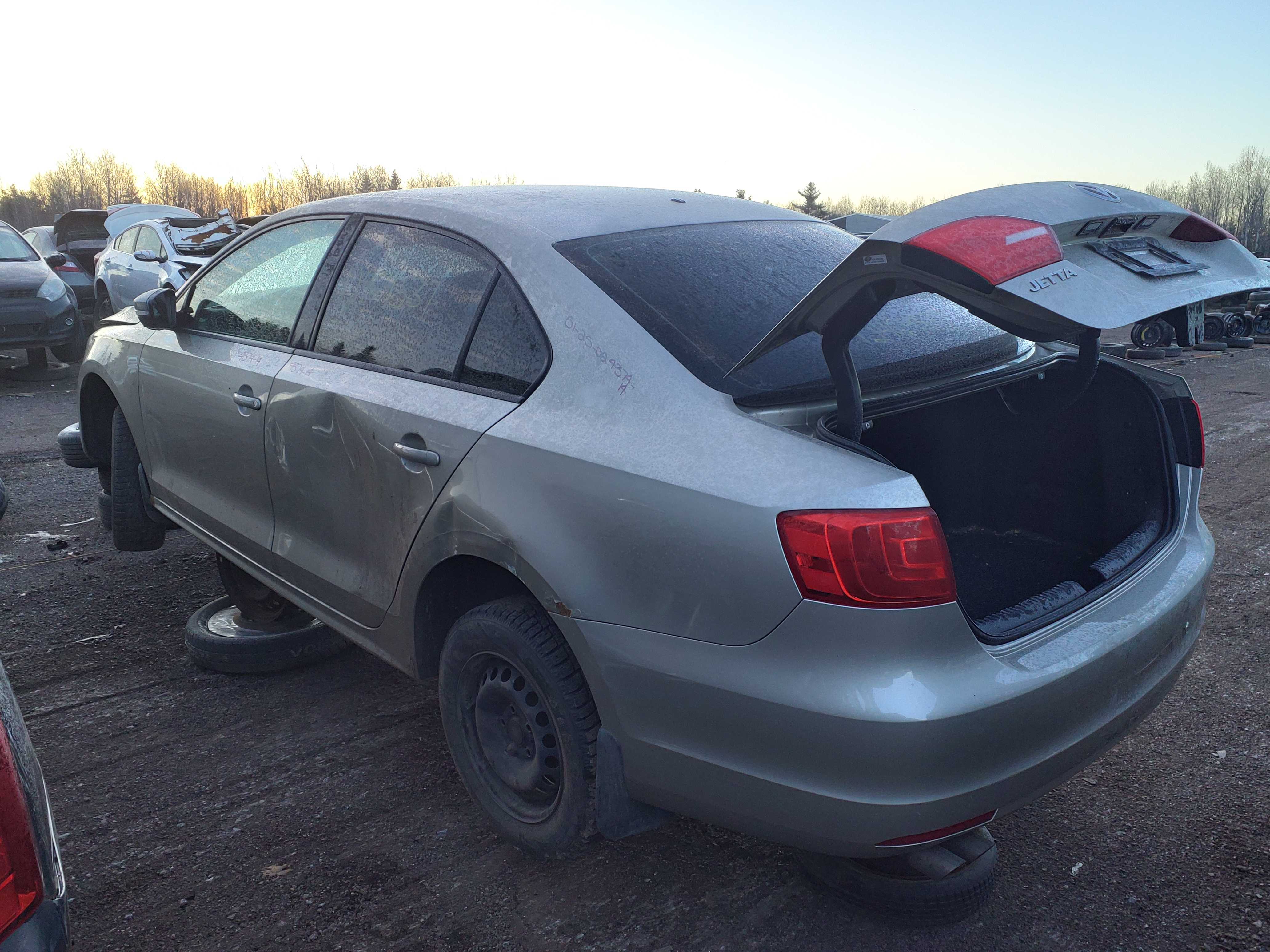 VOLKSWAGEN JETTA 2014