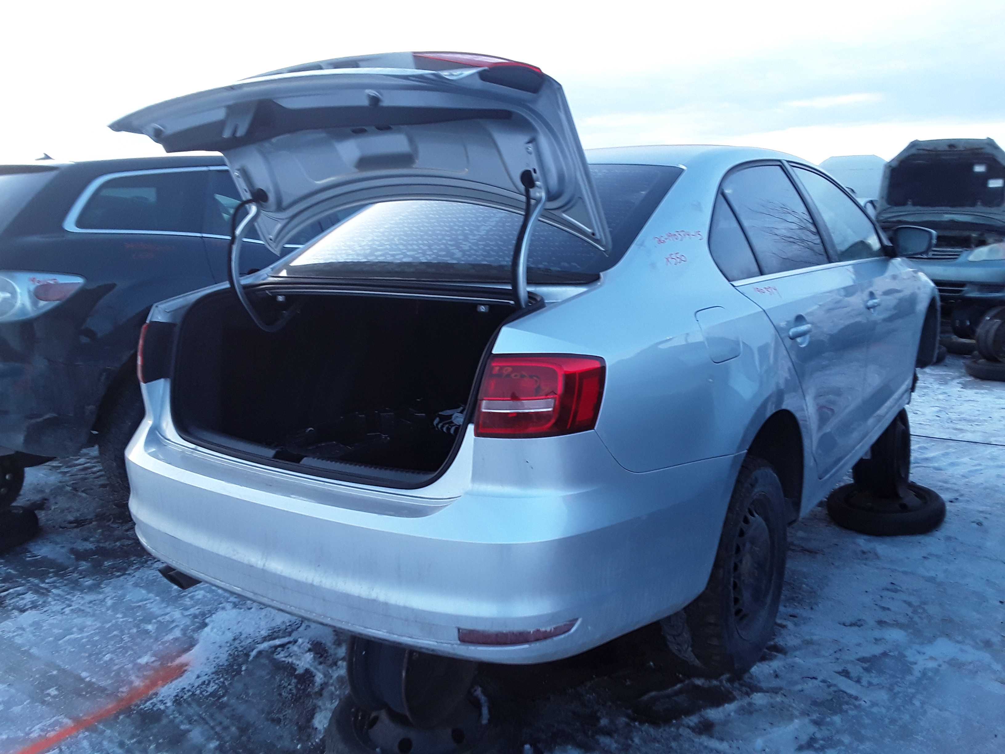 VOLKSWAGEN JETTA 2015