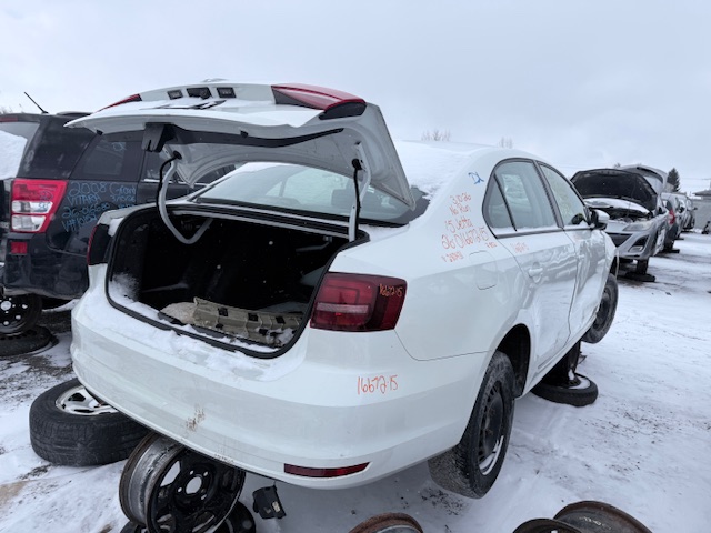 VOLKSWAGEN JETTA 2015