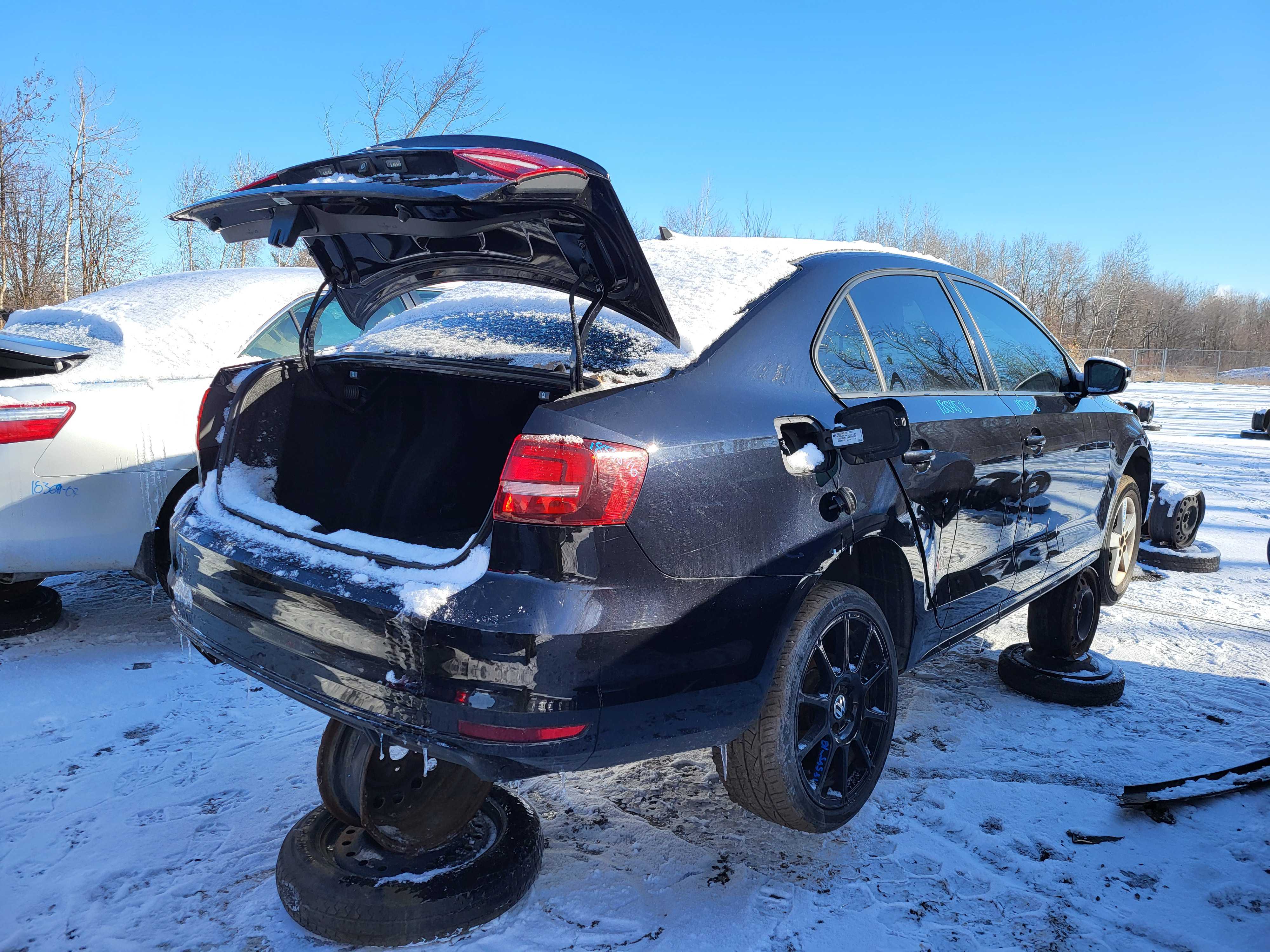 VOLKSWAGEN JETTA 2016