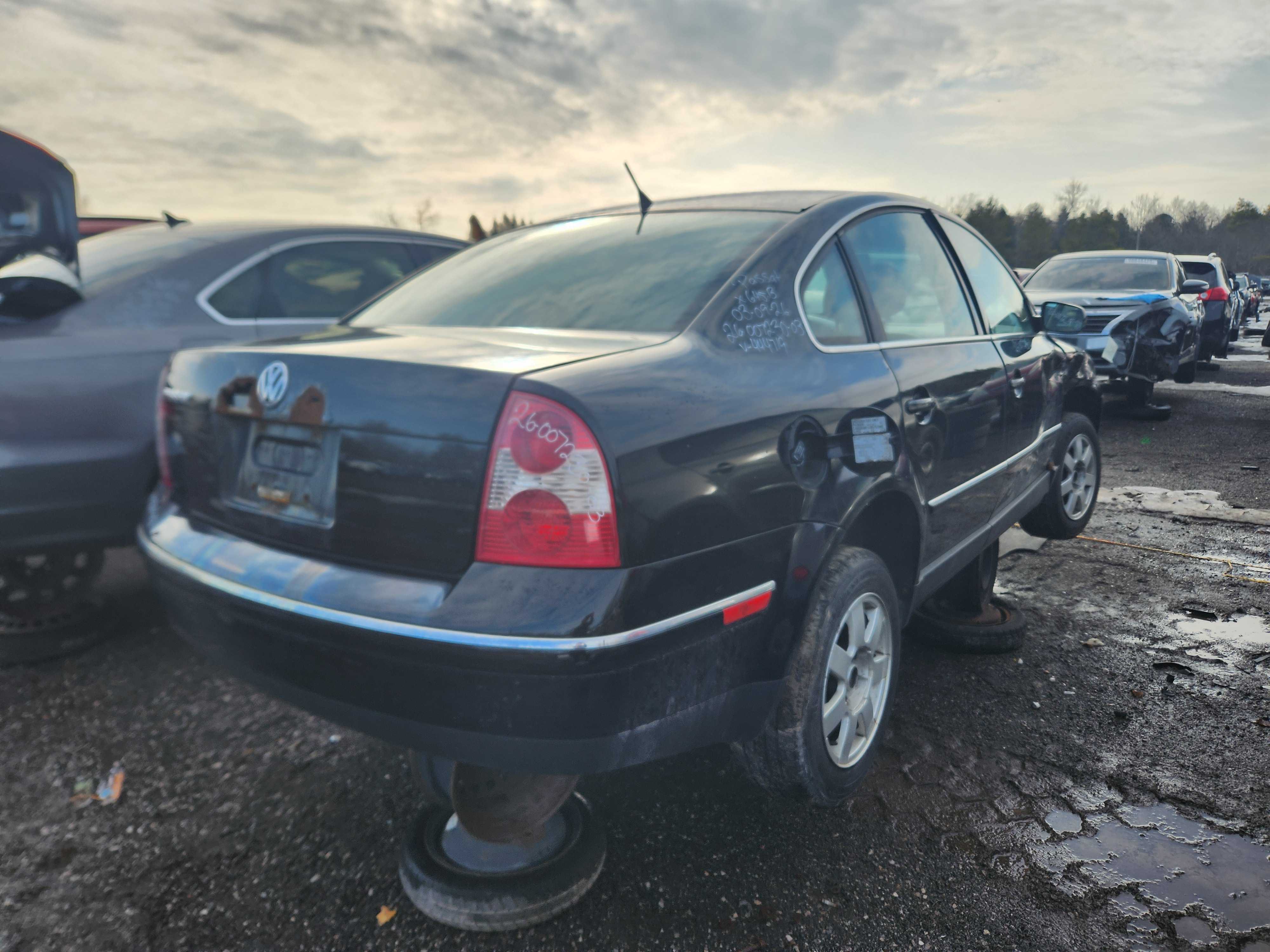 VOLKSWAGEN PASSAT 2003