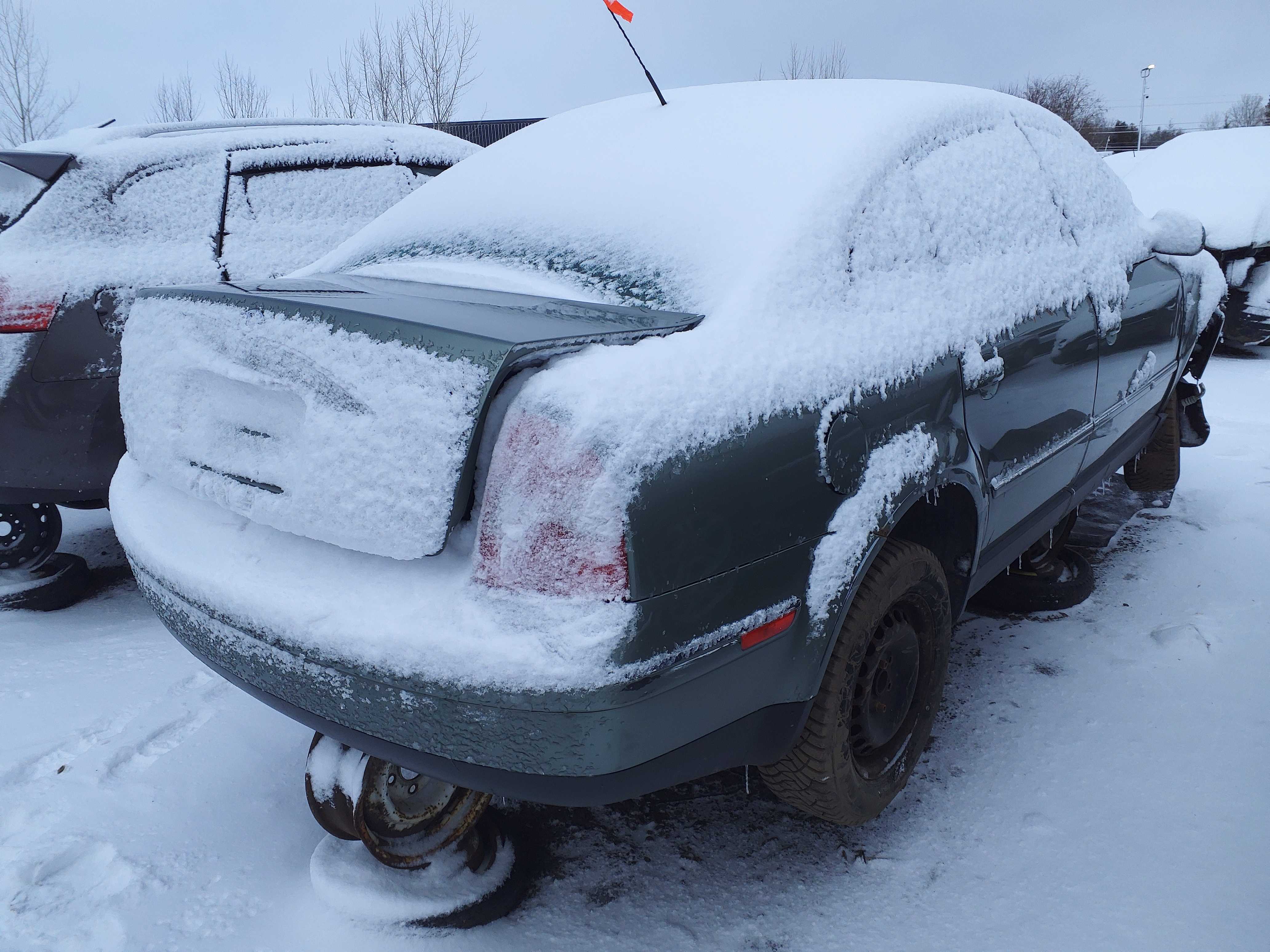 VOLKSWAGEN PASSAT 2003