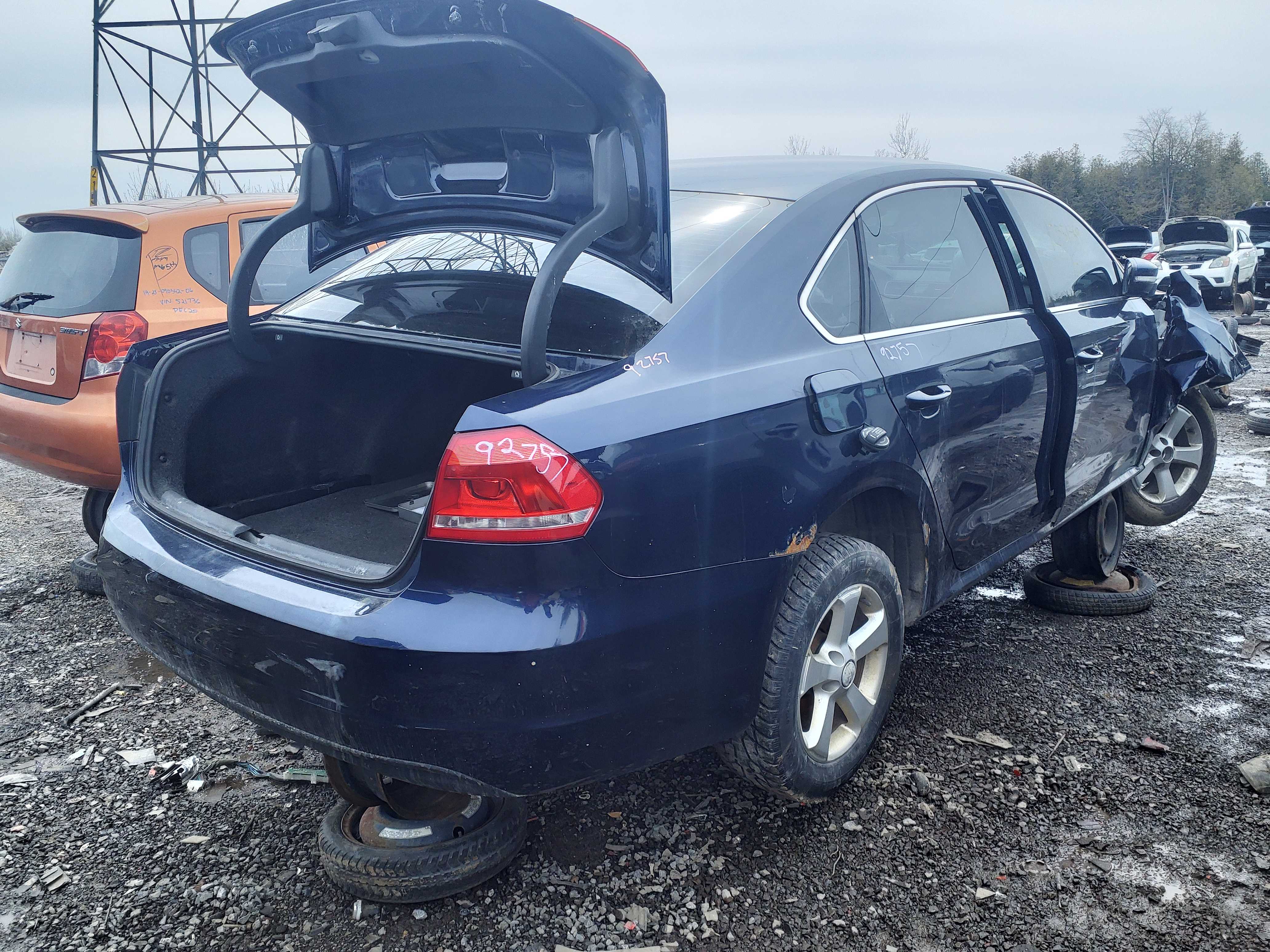 VOLKSWAGEN PASSAT 2015