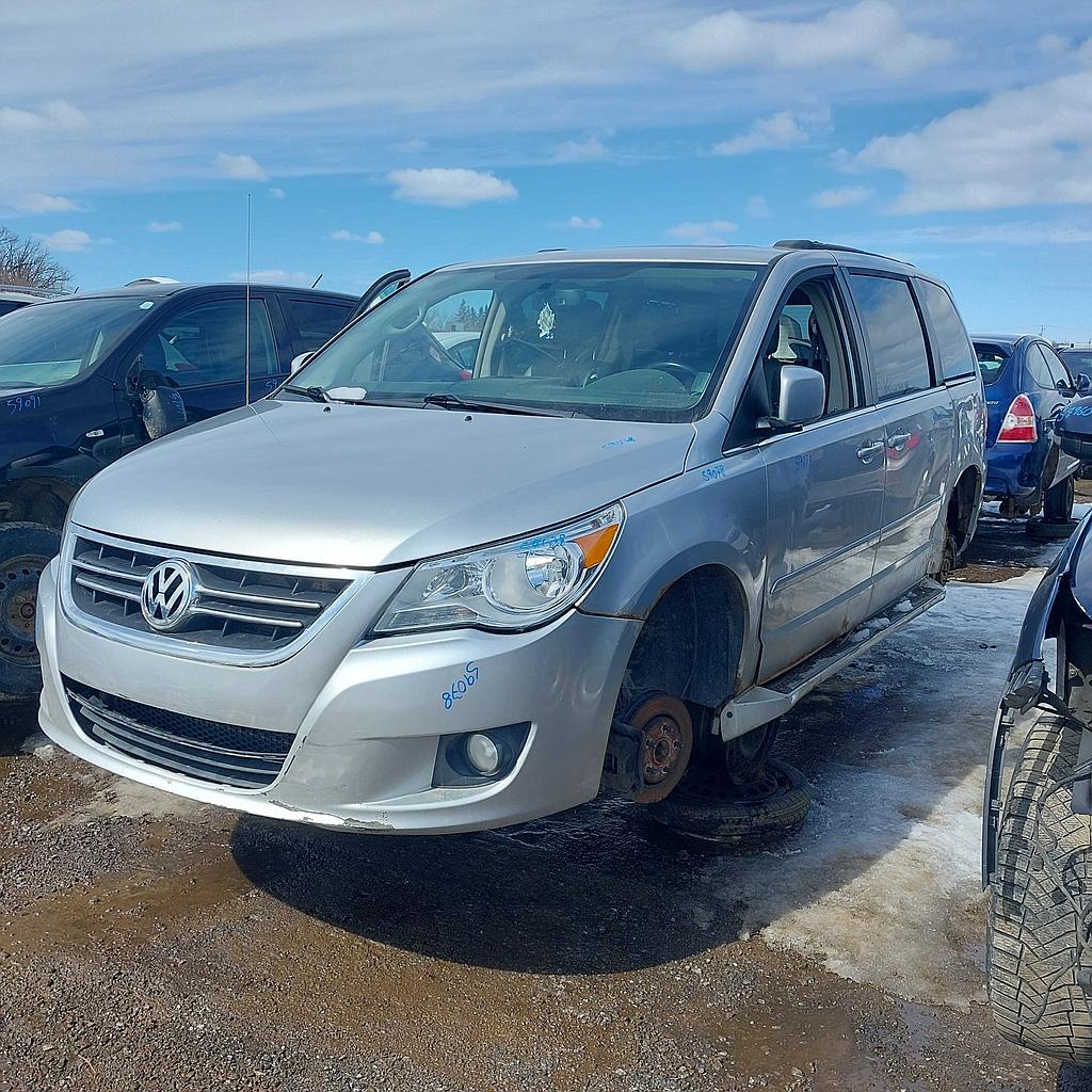 VOLKSWAGEN ROUTAN 2011