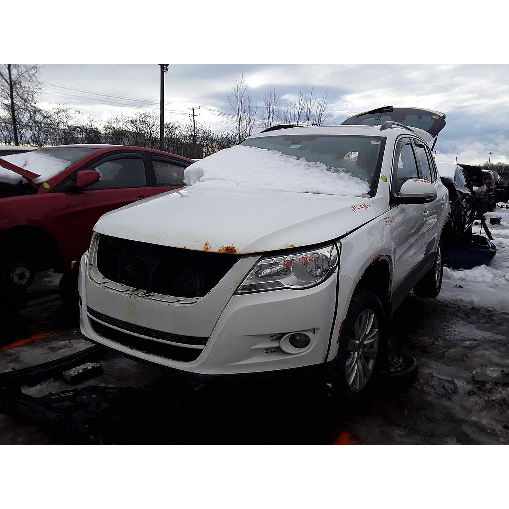 VOLKSWAGEN TIGUAN 2011