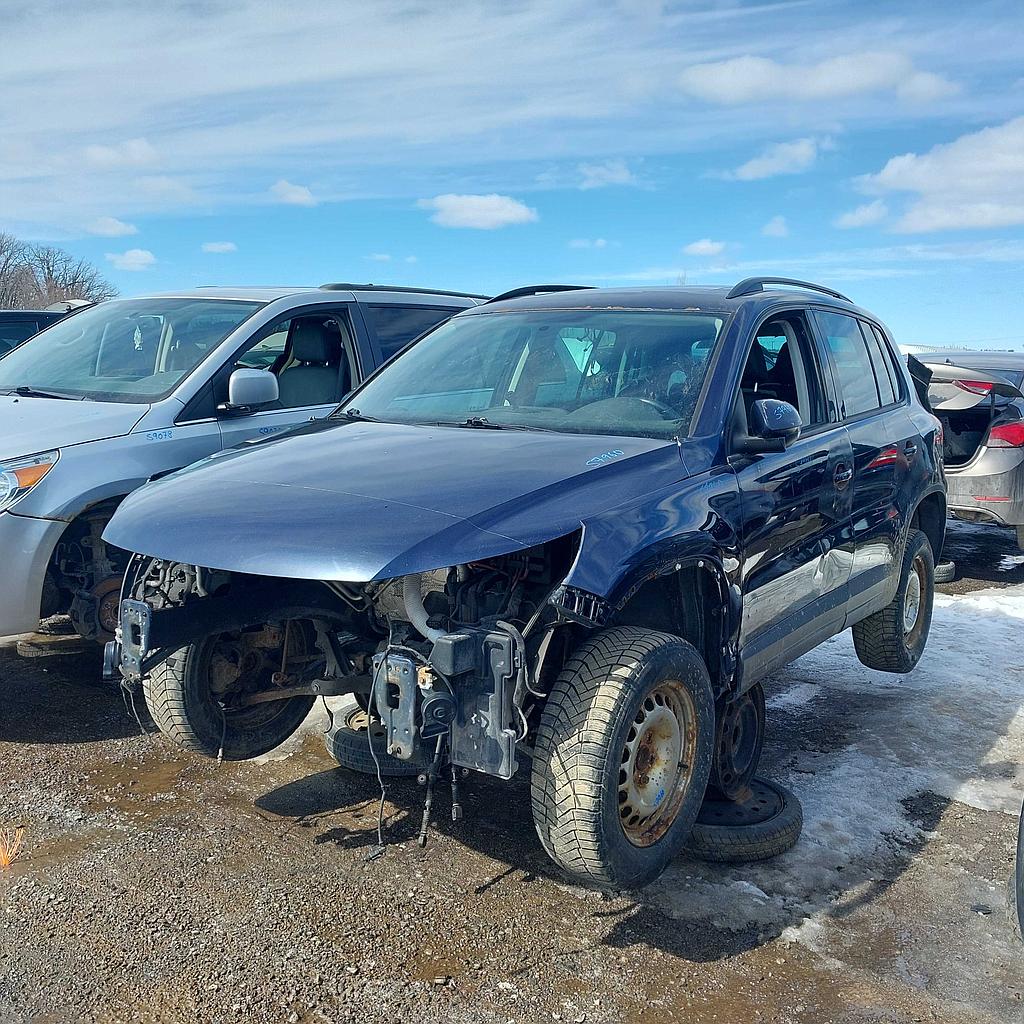 VOLKSWAGEN TIGUAN 2012