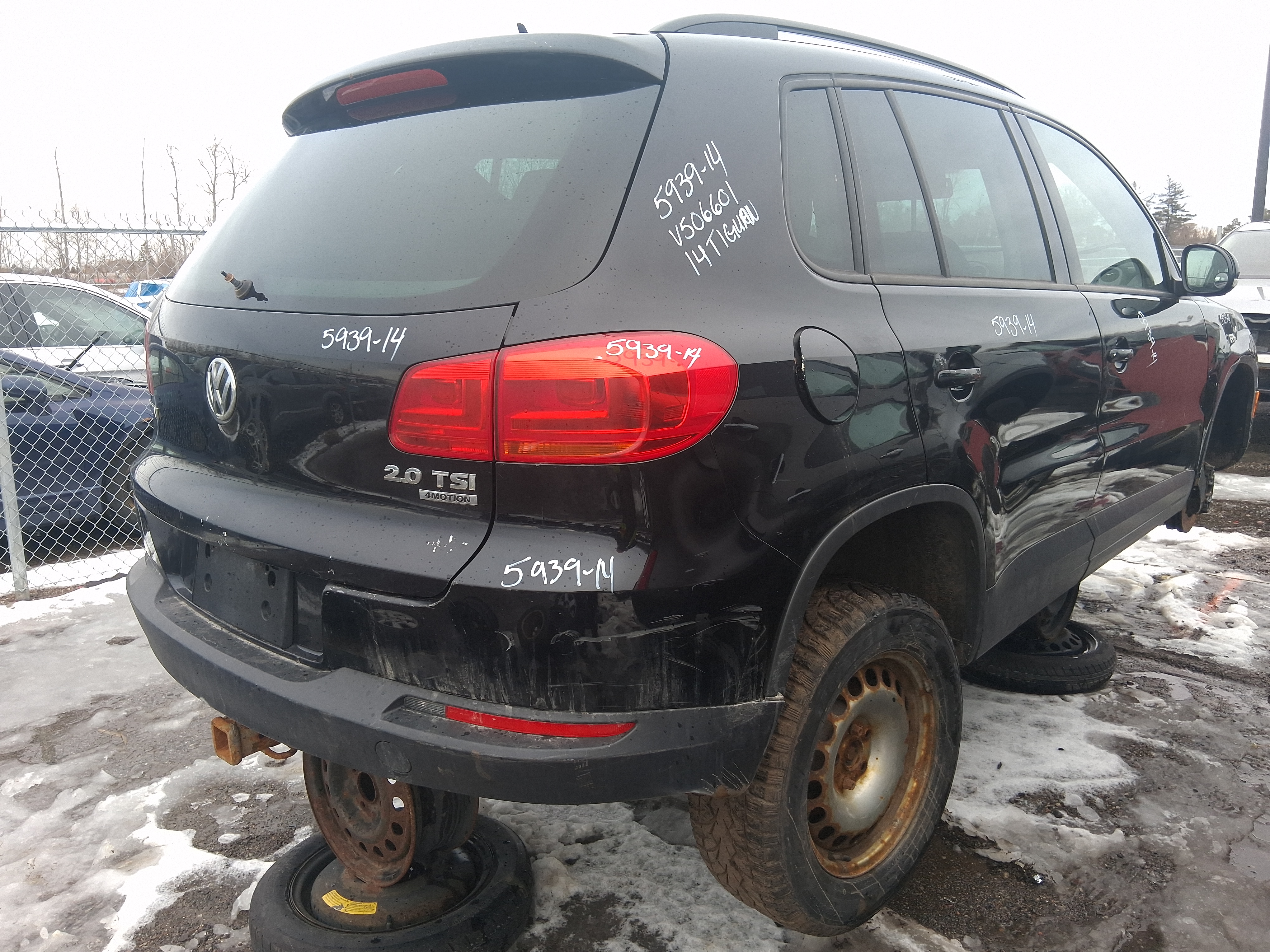 VOLKSWAGEN TIGUAN 2014
