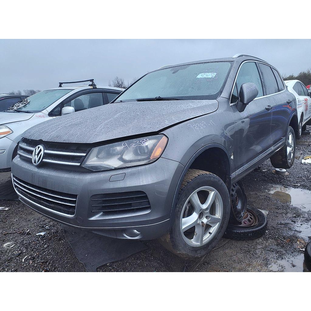 VOLKSWAGEN TOUAREG 2012