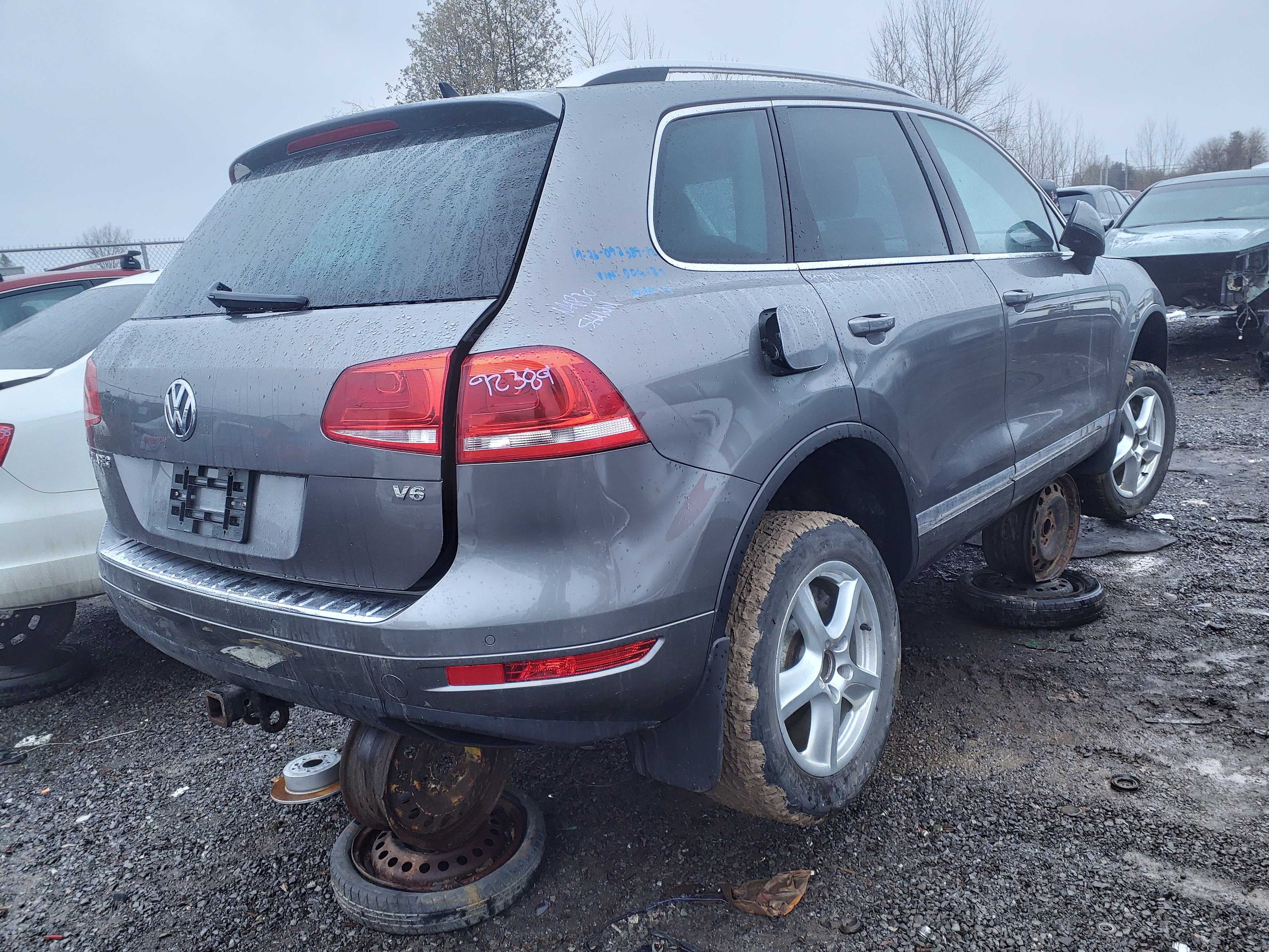 VOLKSWAGEN TOUAREG 2012