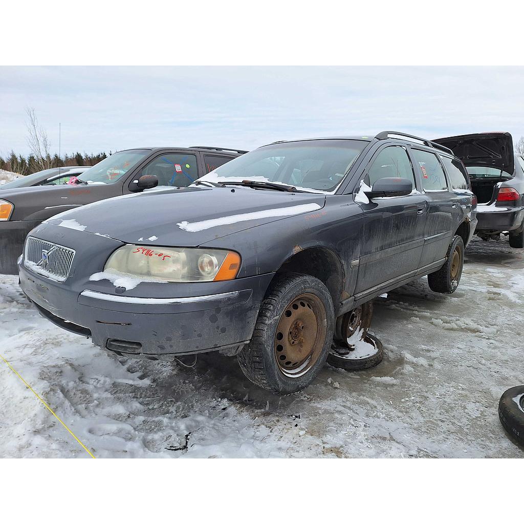 VOLVO V70 2005
