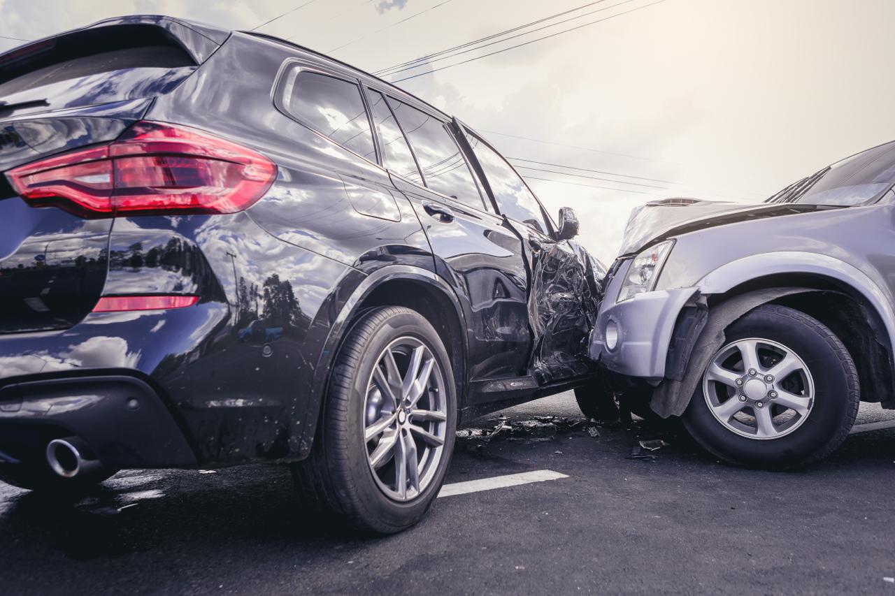 What to do Before Selling a Wrecked Car for Salvage in Canada