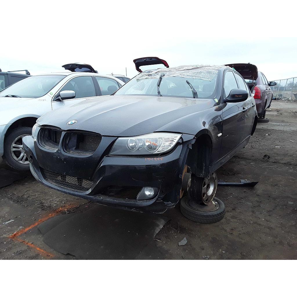 BMW 323 2011