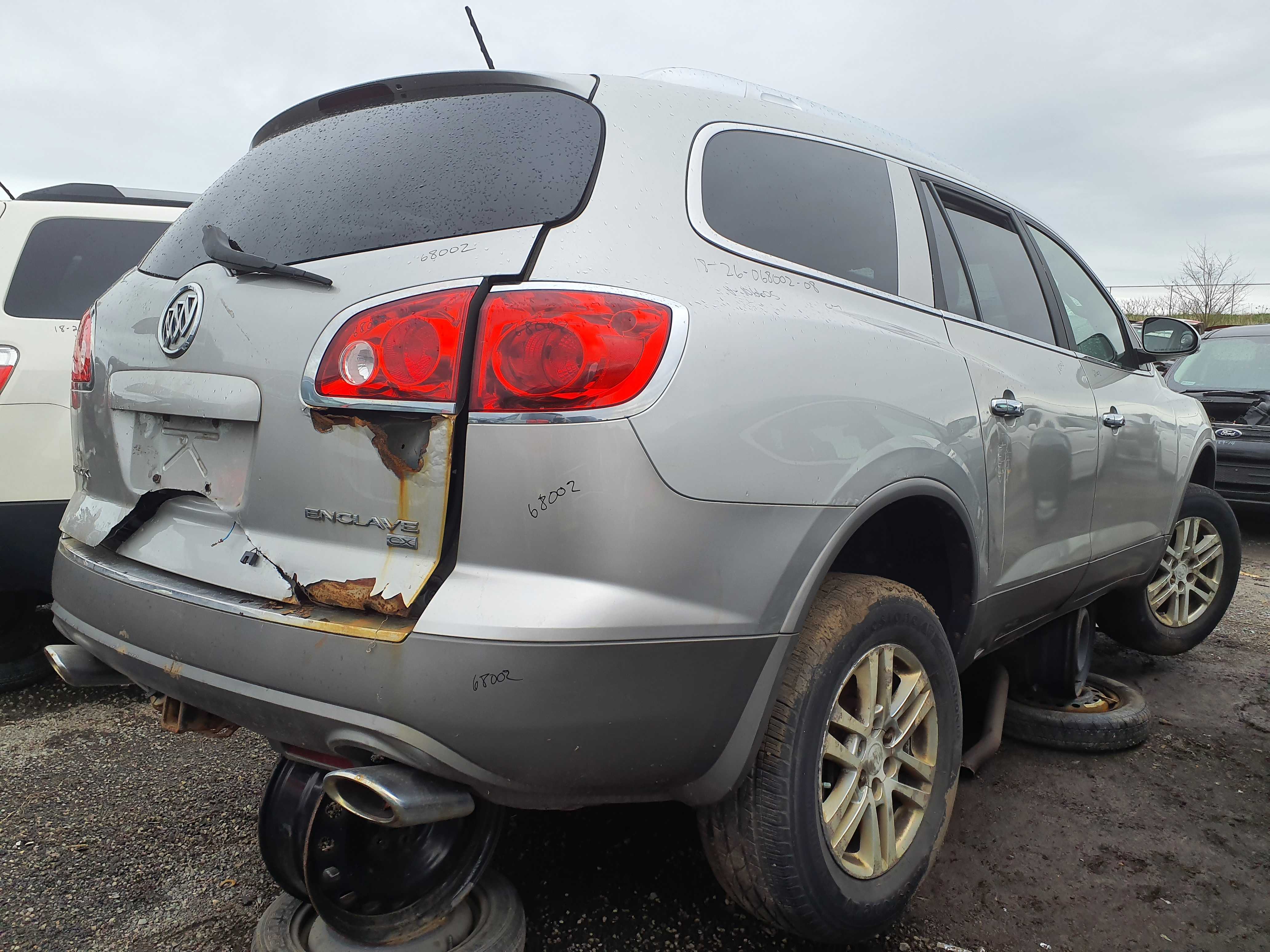 BUICK ENCLAVE 2008