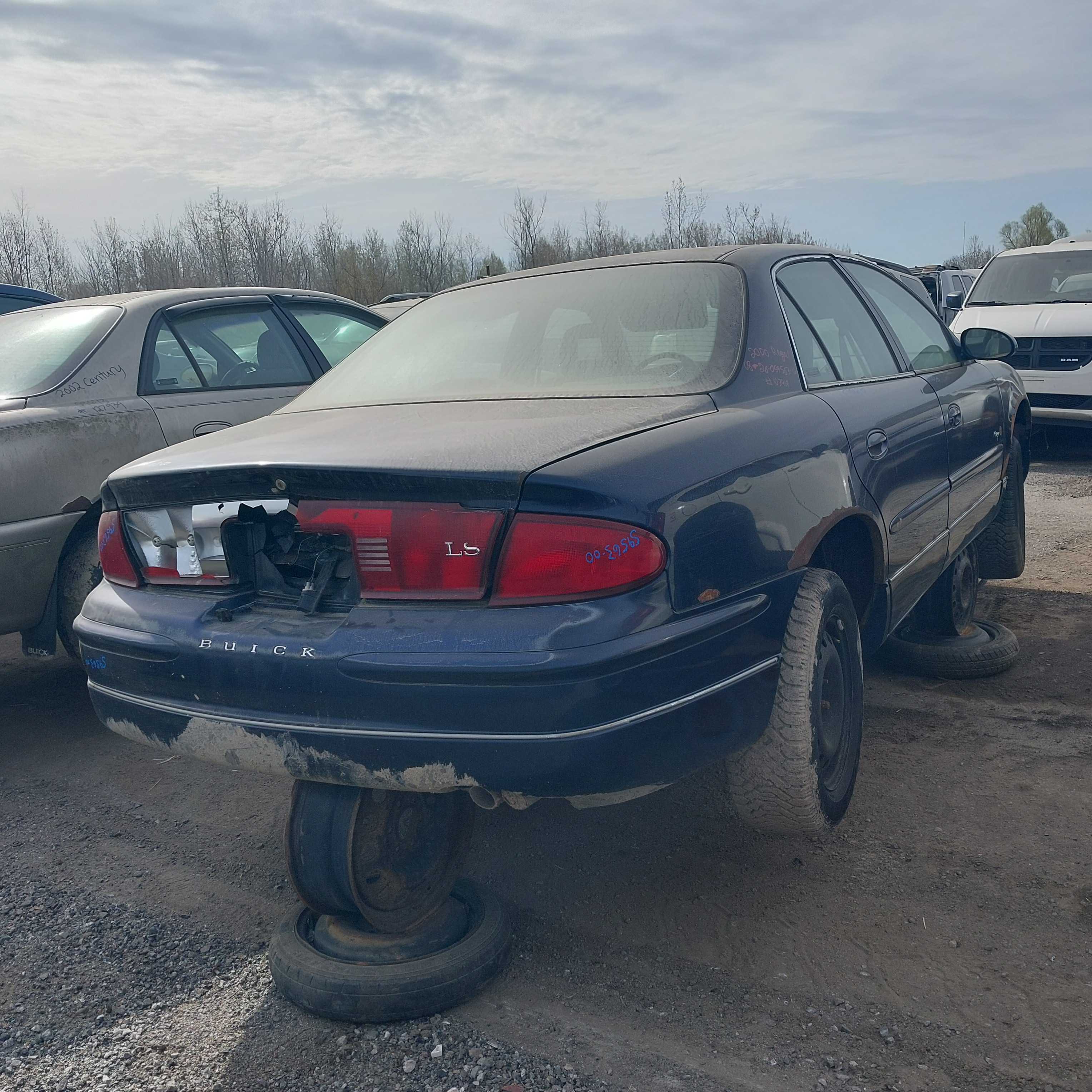 BUICK REGAL 2000