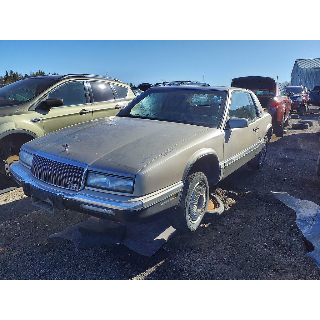 BUICK RIVIERA 1989