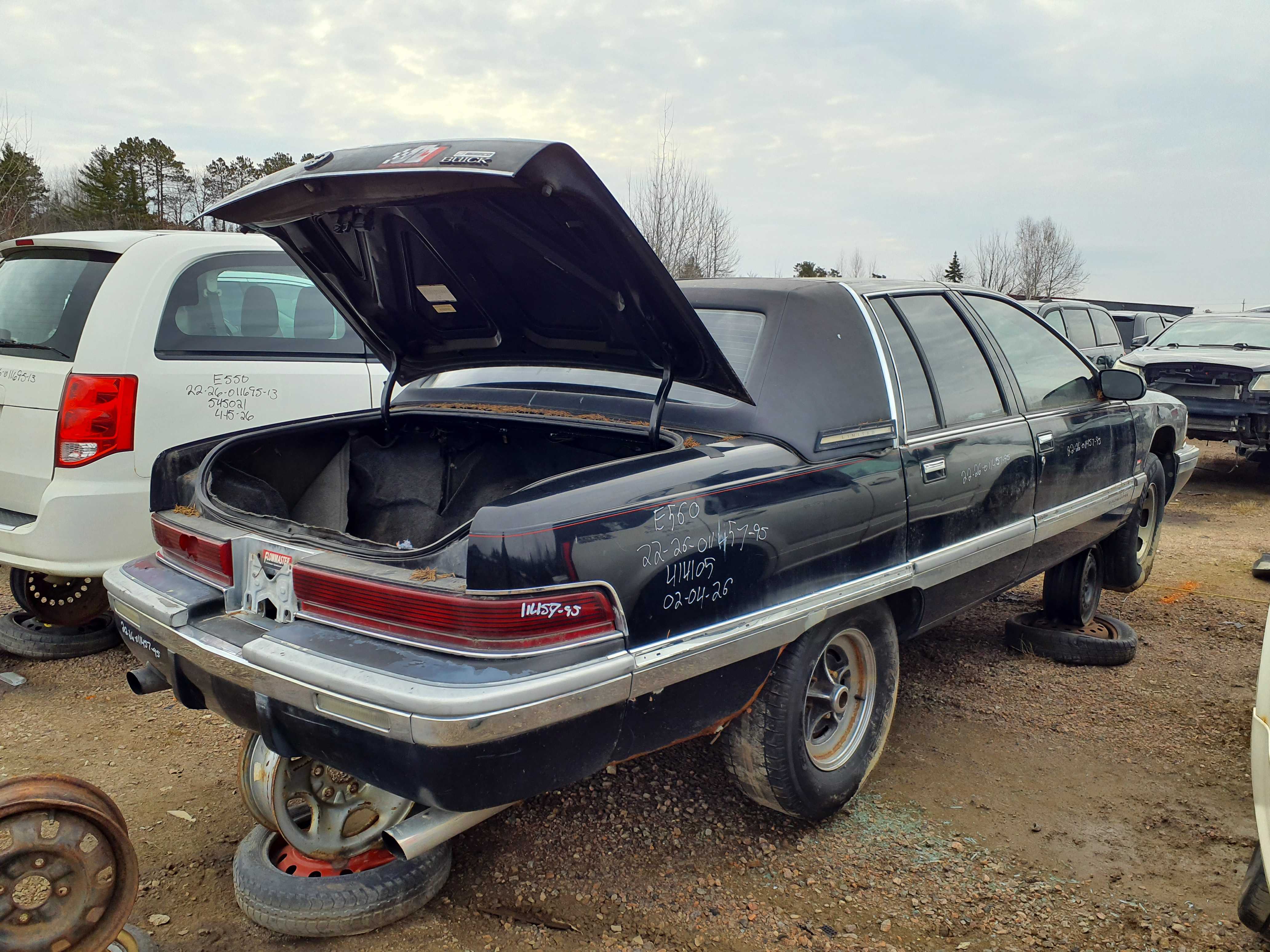 BUICK ROADMASTER 1995