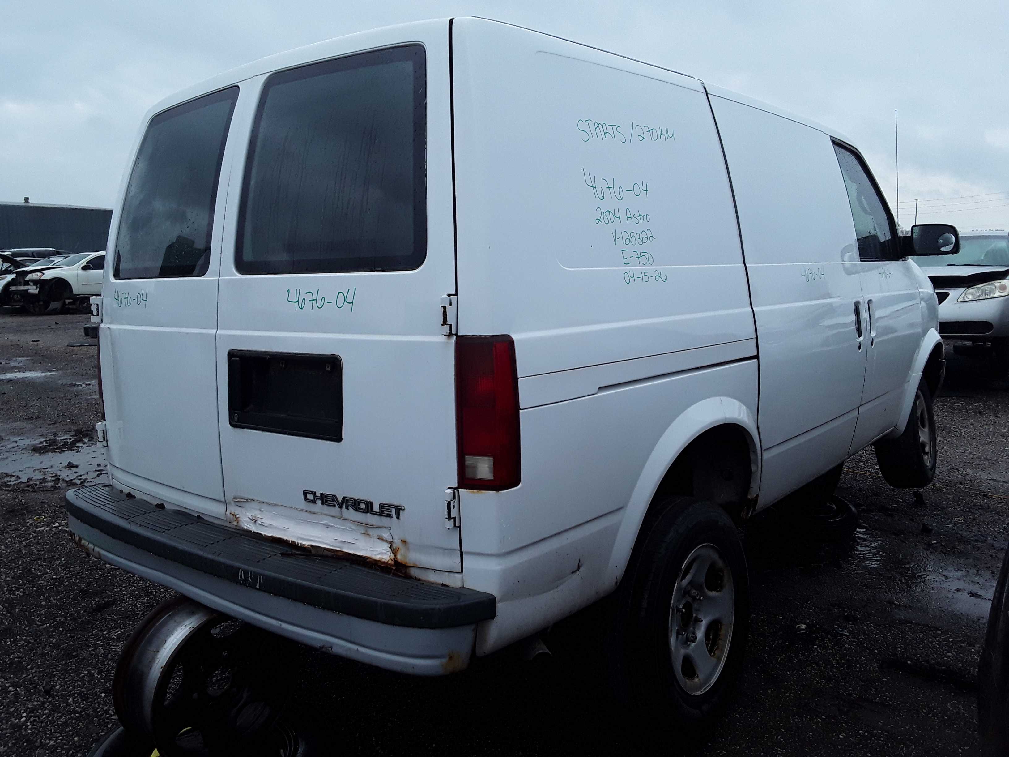 CHEVROLET ASTRO 2004