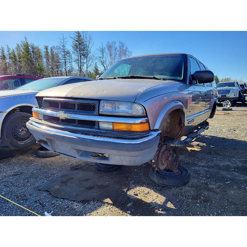 CHEVROLET BLAZER 2001
